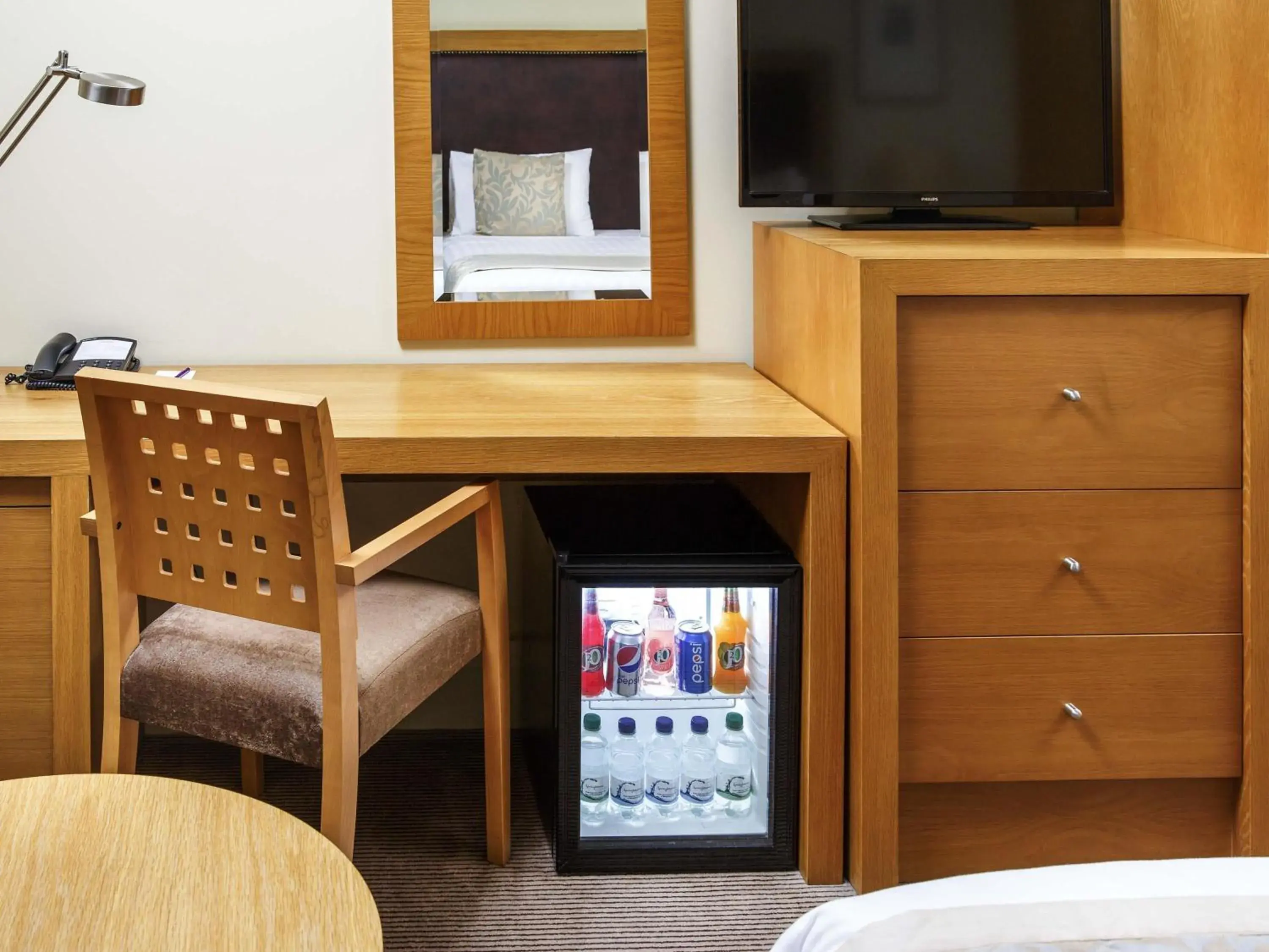 Bedroom, Bed in Mercure Sheffield Parkway Bedroom, Bed in Mercure Sheffield Parkway