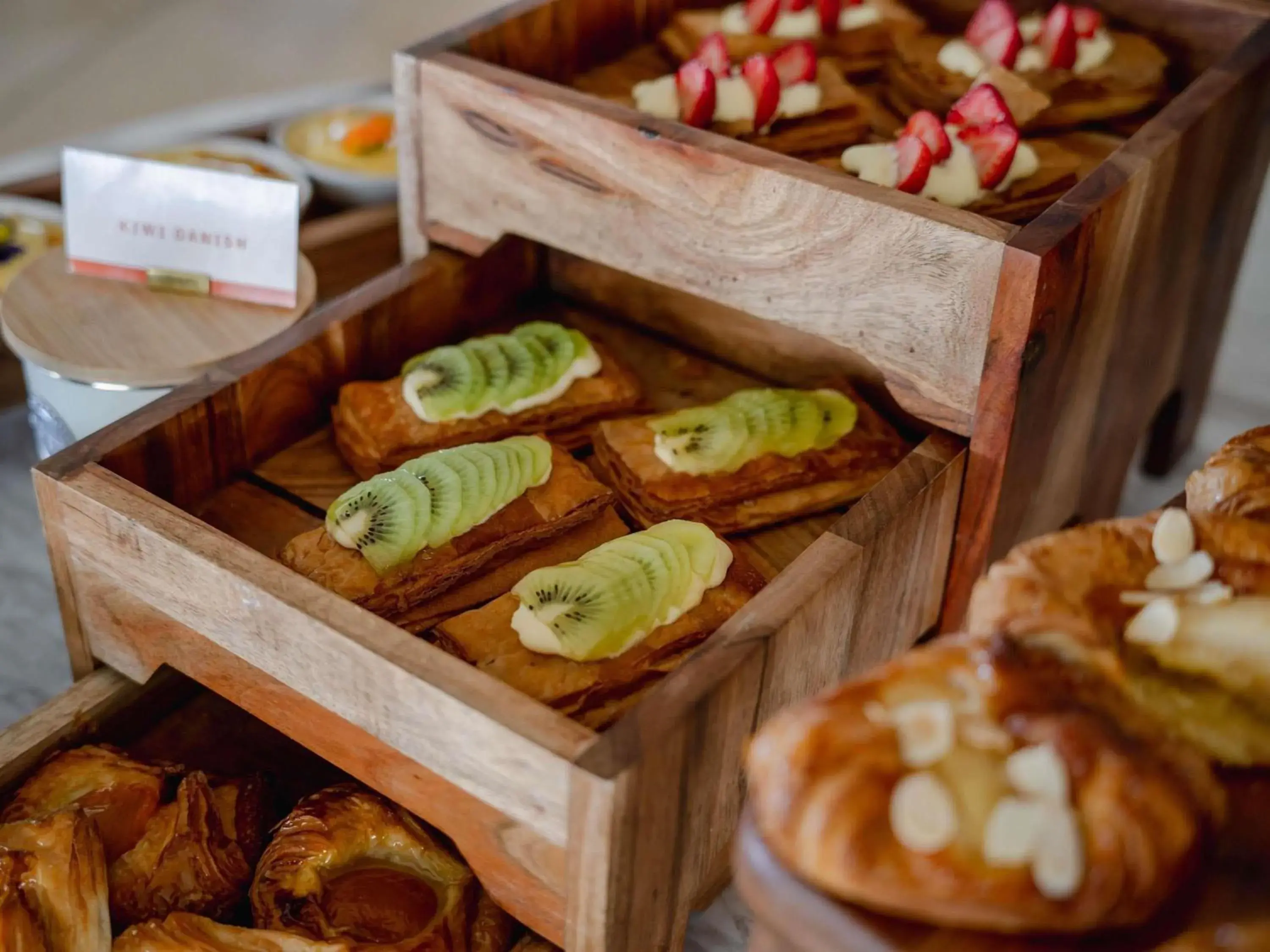 Breakfast in The Brighton Hotel Sydney - Mgallery Collection Breakfast in The Brighton Hotel Sydney - Mgallery Collection