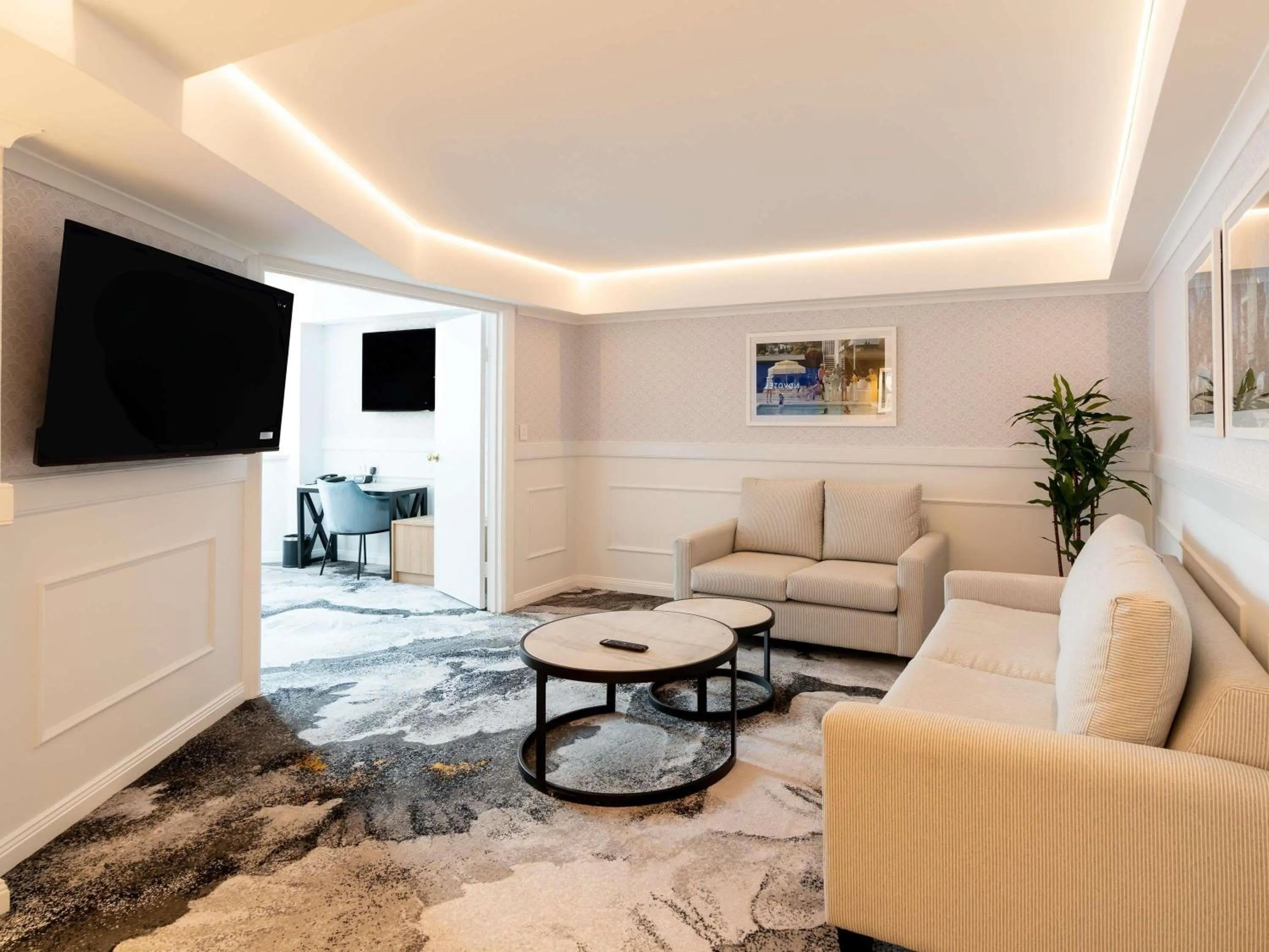 Bedroom in The Brighton Hotel Sydney - Mgallery Collection