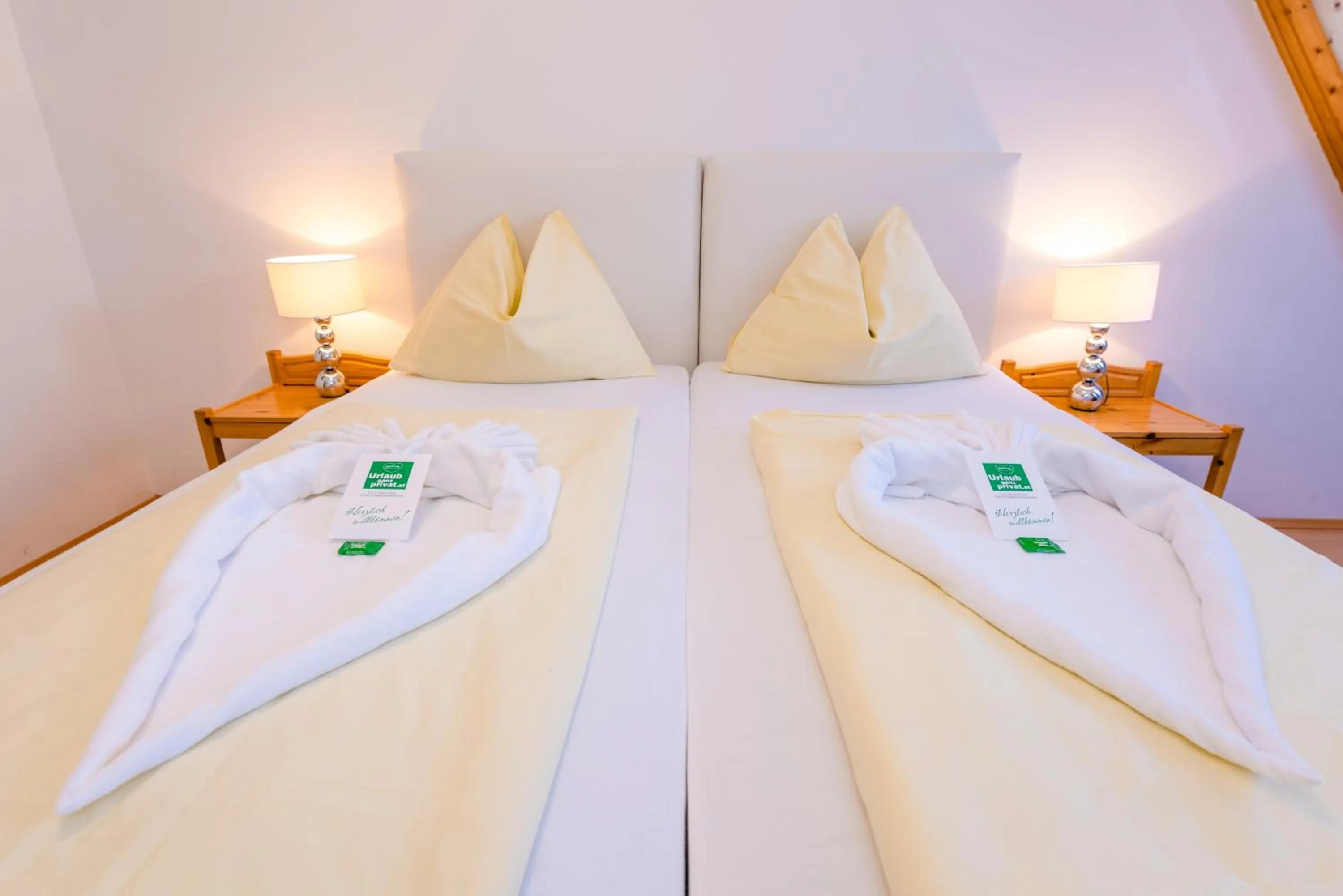 Bed in Stadthotel Schwerterbräu