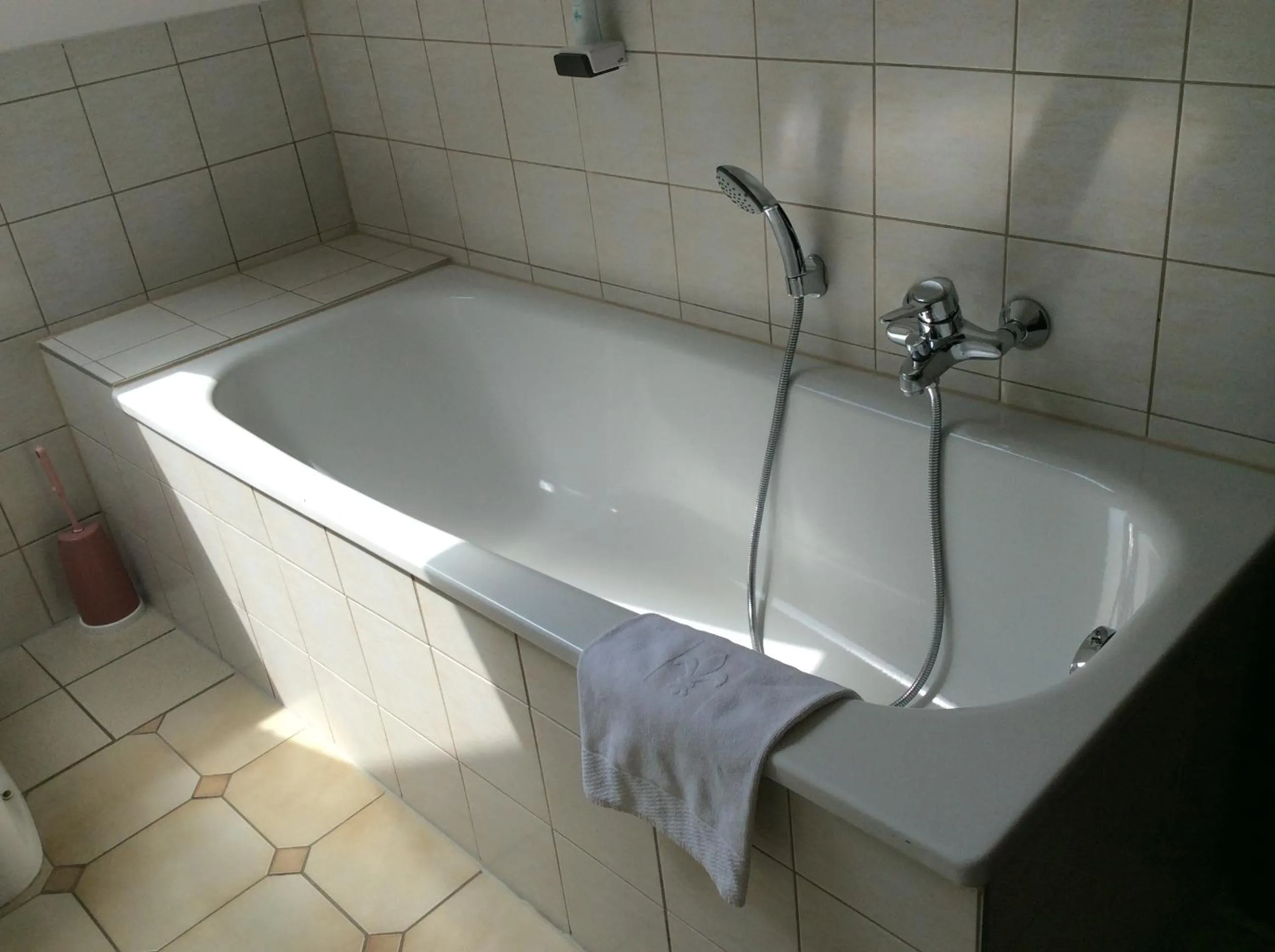 Bathroom in Stadthotel Schwerterbräu