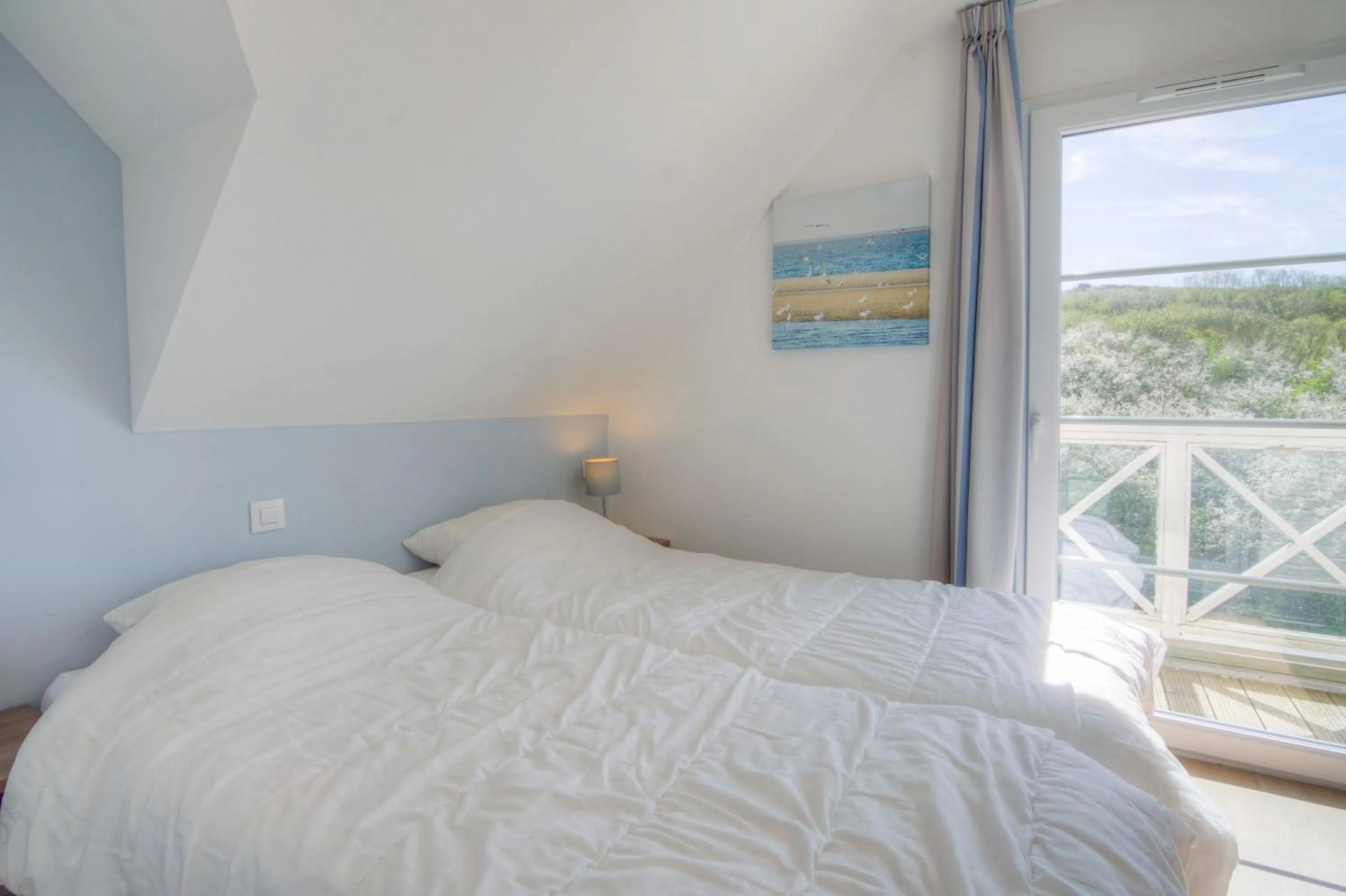 Bed in Evancy Equihen-Plage