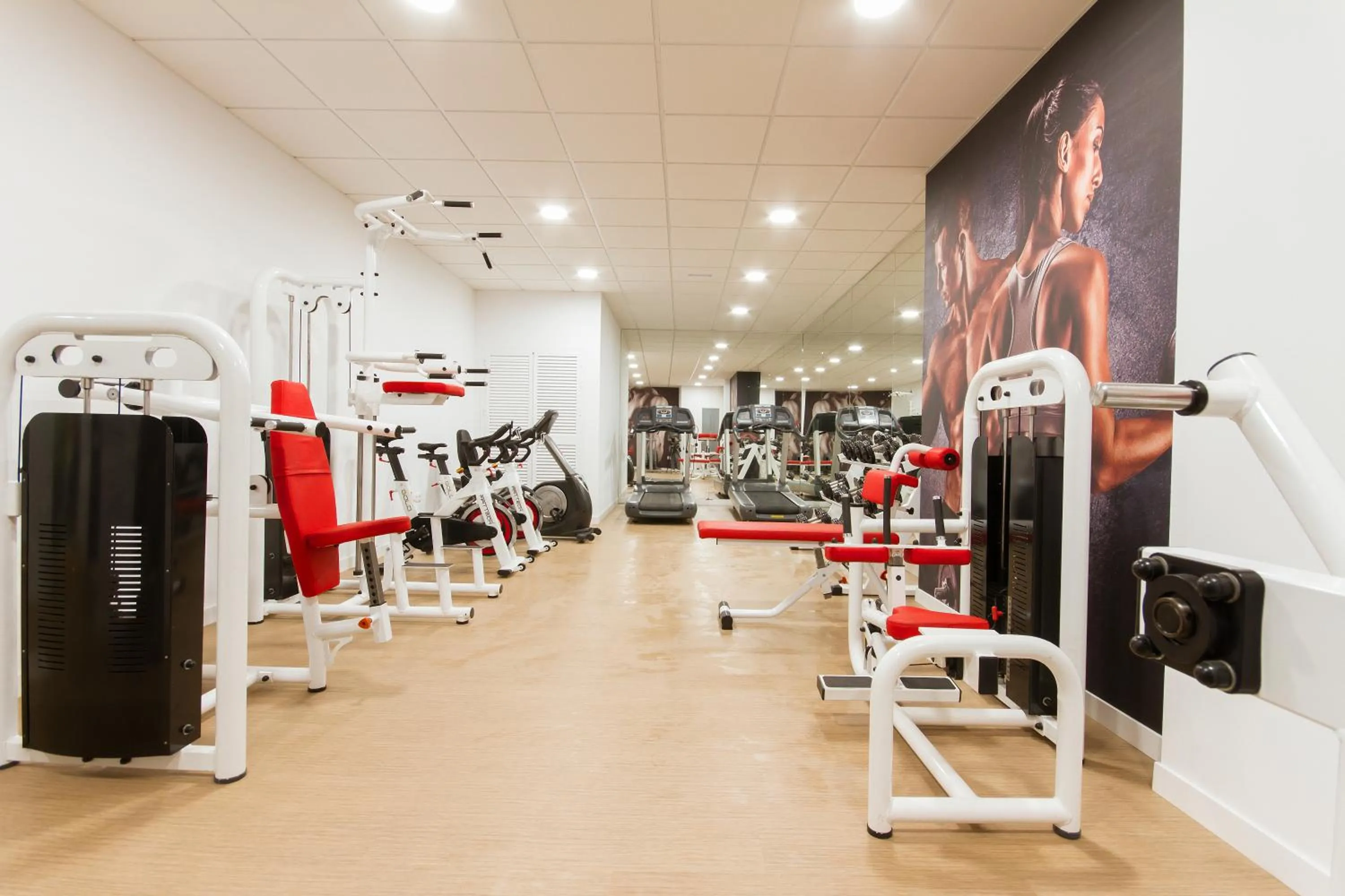 Fitness centre/facilities in Hotel El Tajo & SPA