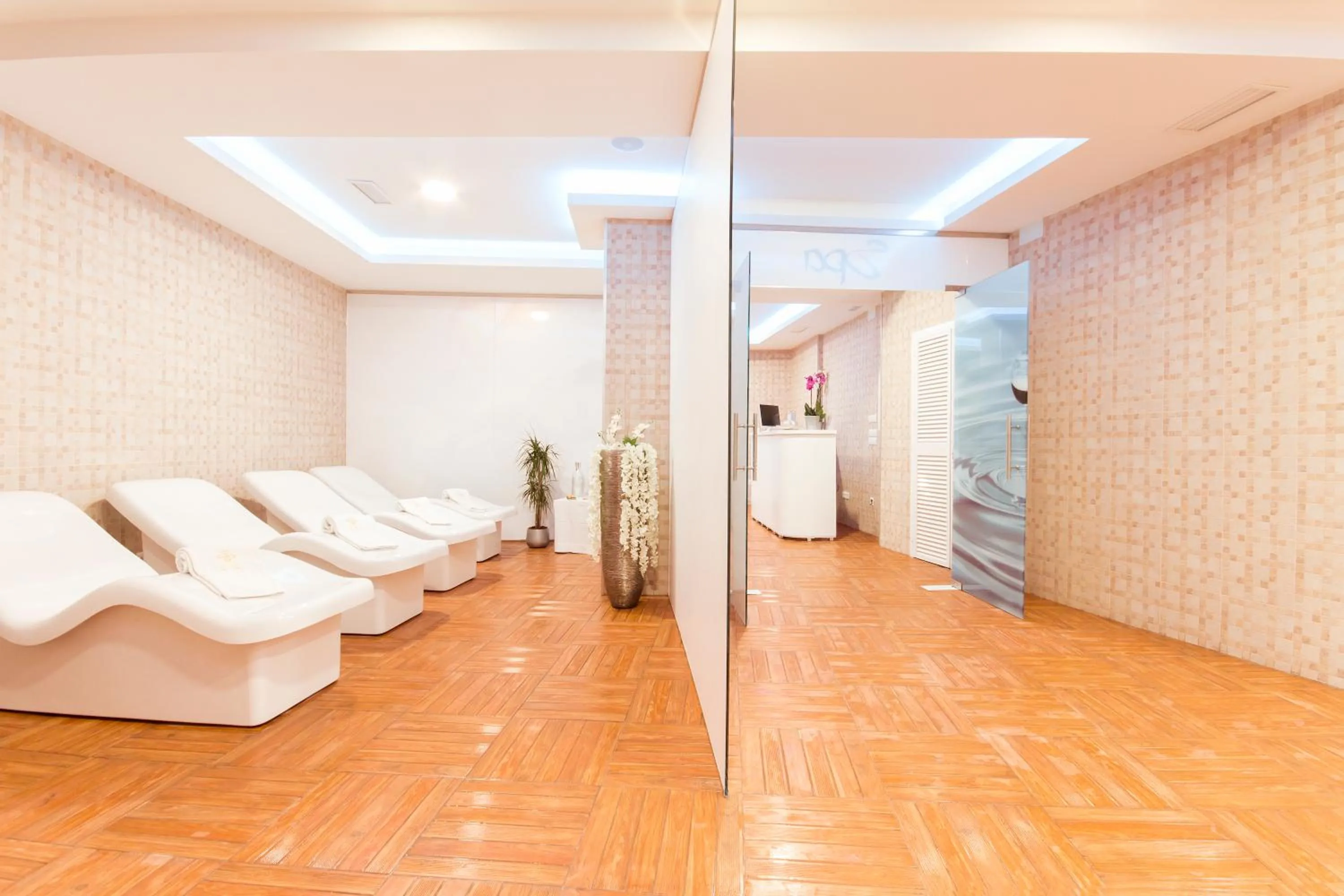 Spa and wellness centre/facilities in Hotel El Tajo & SPA