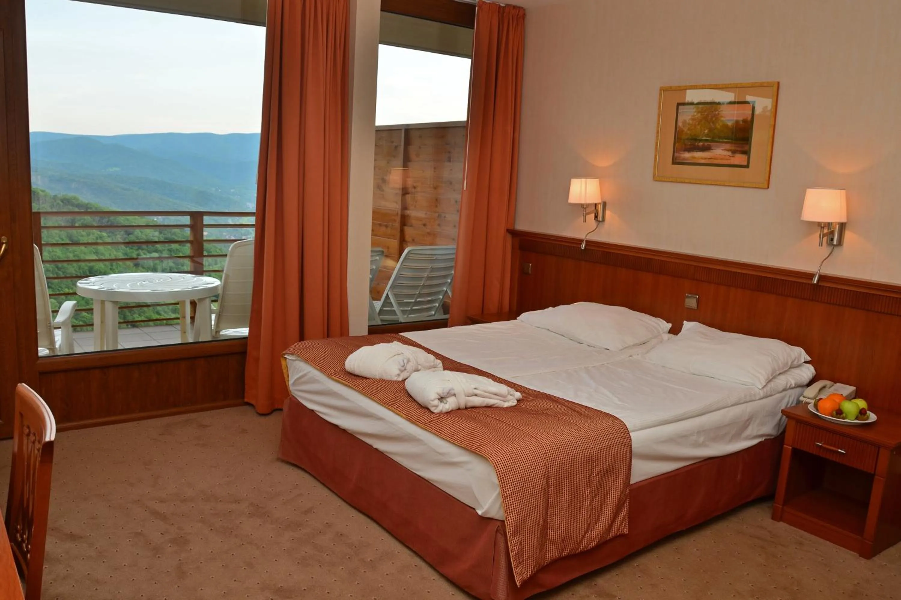 Bed in Silvanus Hotel