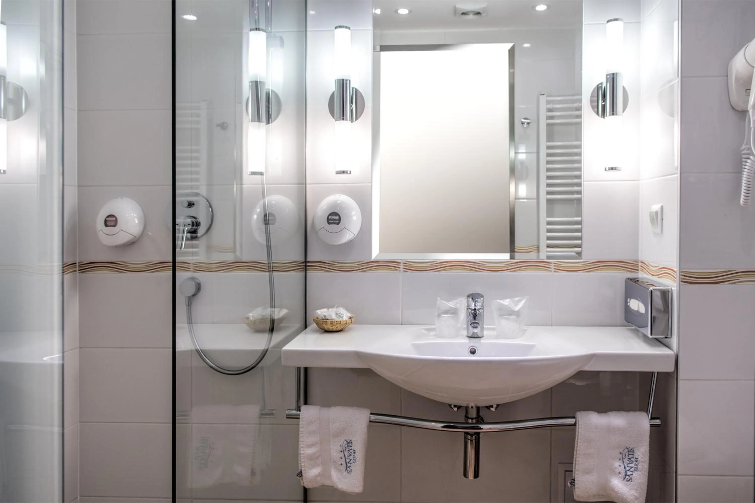 Bathroom in Silvanus Hotel