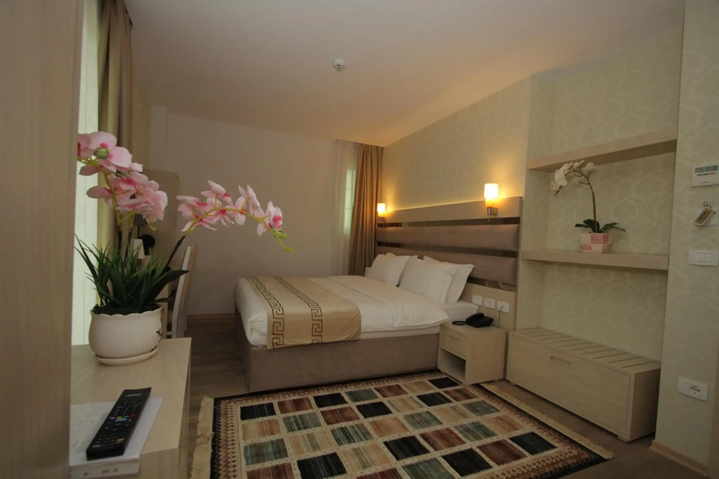 Deluxe Room in Capital Tirana Hotel Bruçi Deluxe Room in Capital Tirana Hotel Bruçi