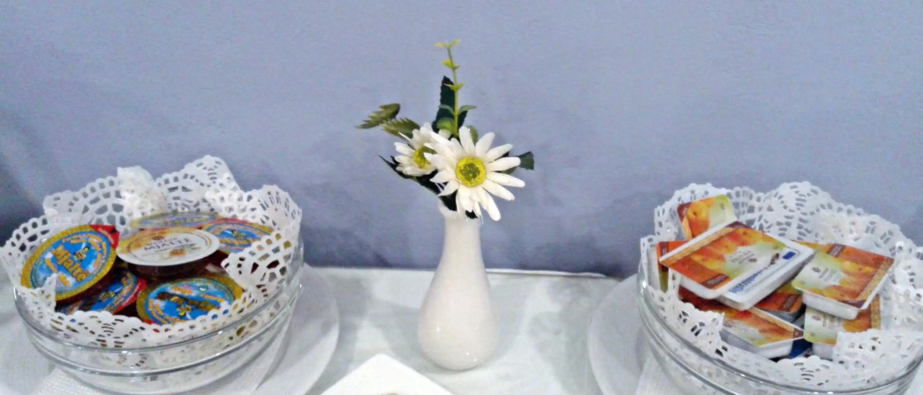 Restaurant/places to eat in Capital Tirana Hotel Bruçi