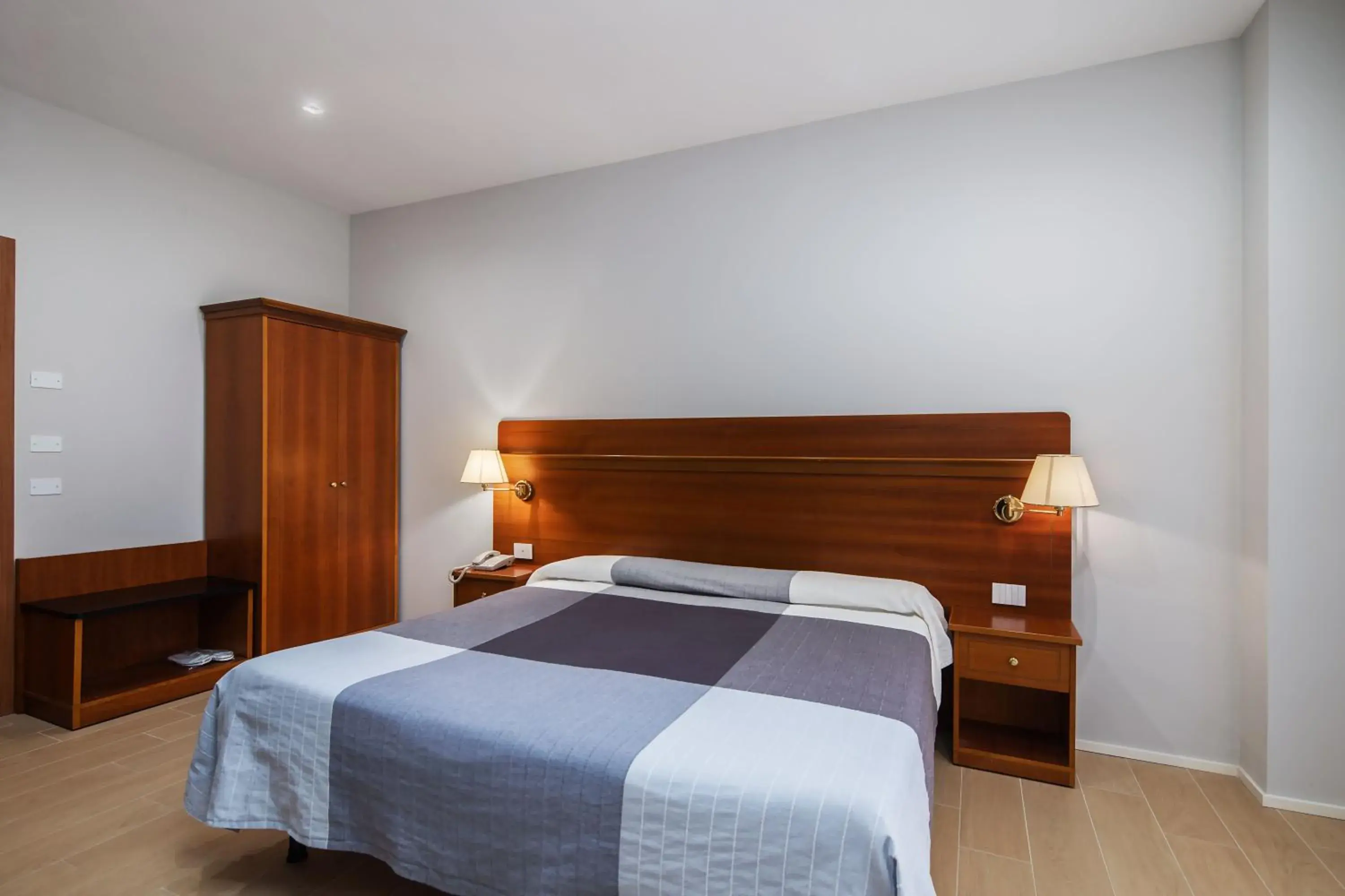 Bedroom, Bed in Hotel Excelsior Pavia Bedroom, Bed in Hotel Excelsior Pavia