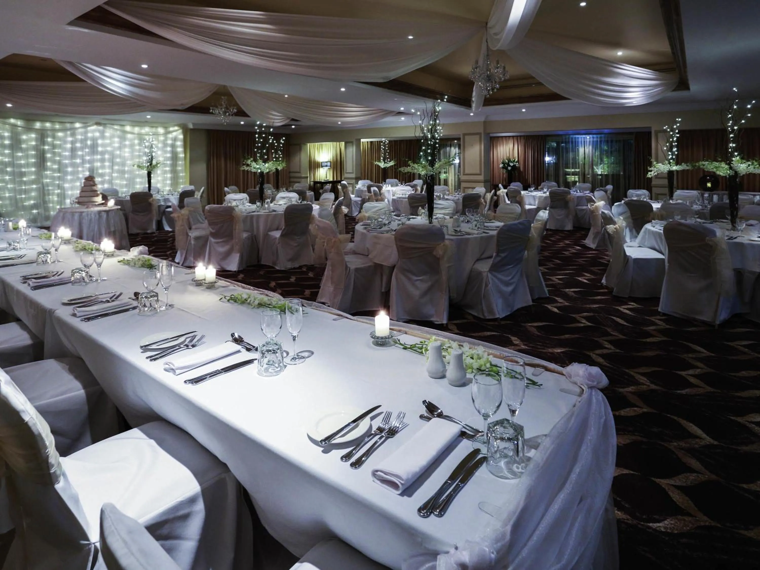 wedding in Peppers The Hills Lodge