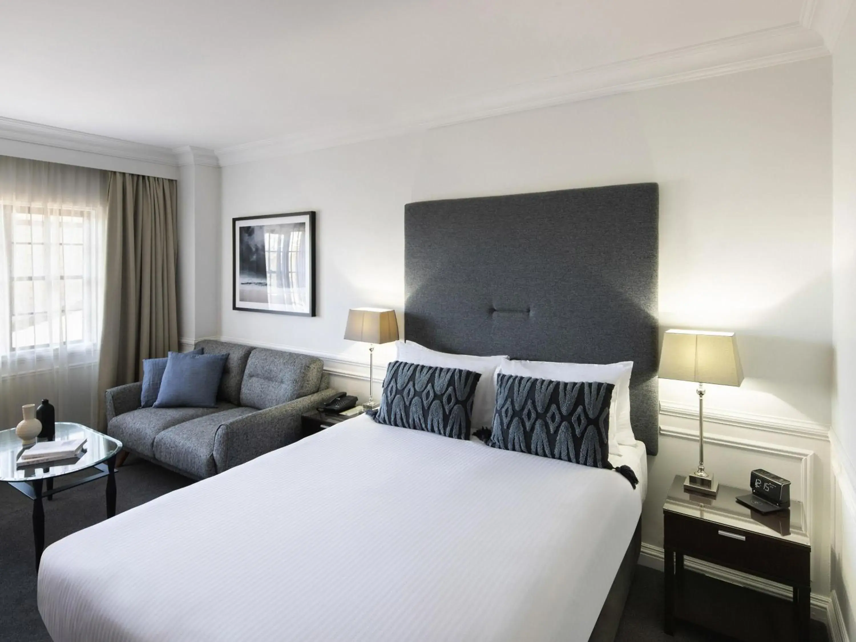 Bedroom, Bed in Peppers The Hills Lodge Bedroom, Bed in Peppers The Hills Lodge