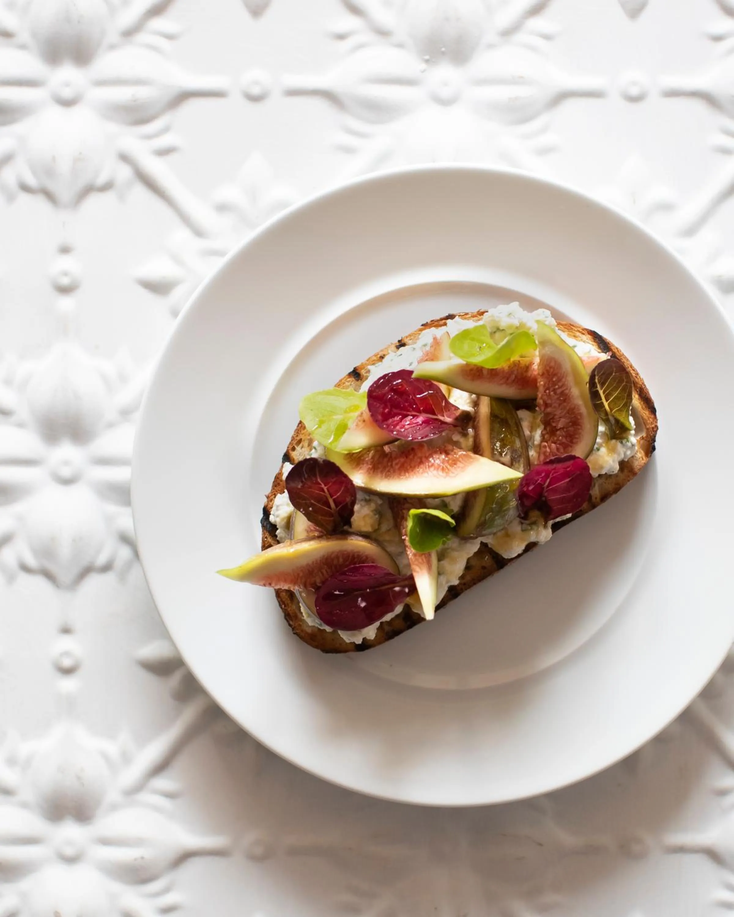 Food and drinks in Peppers The Hills Lodge