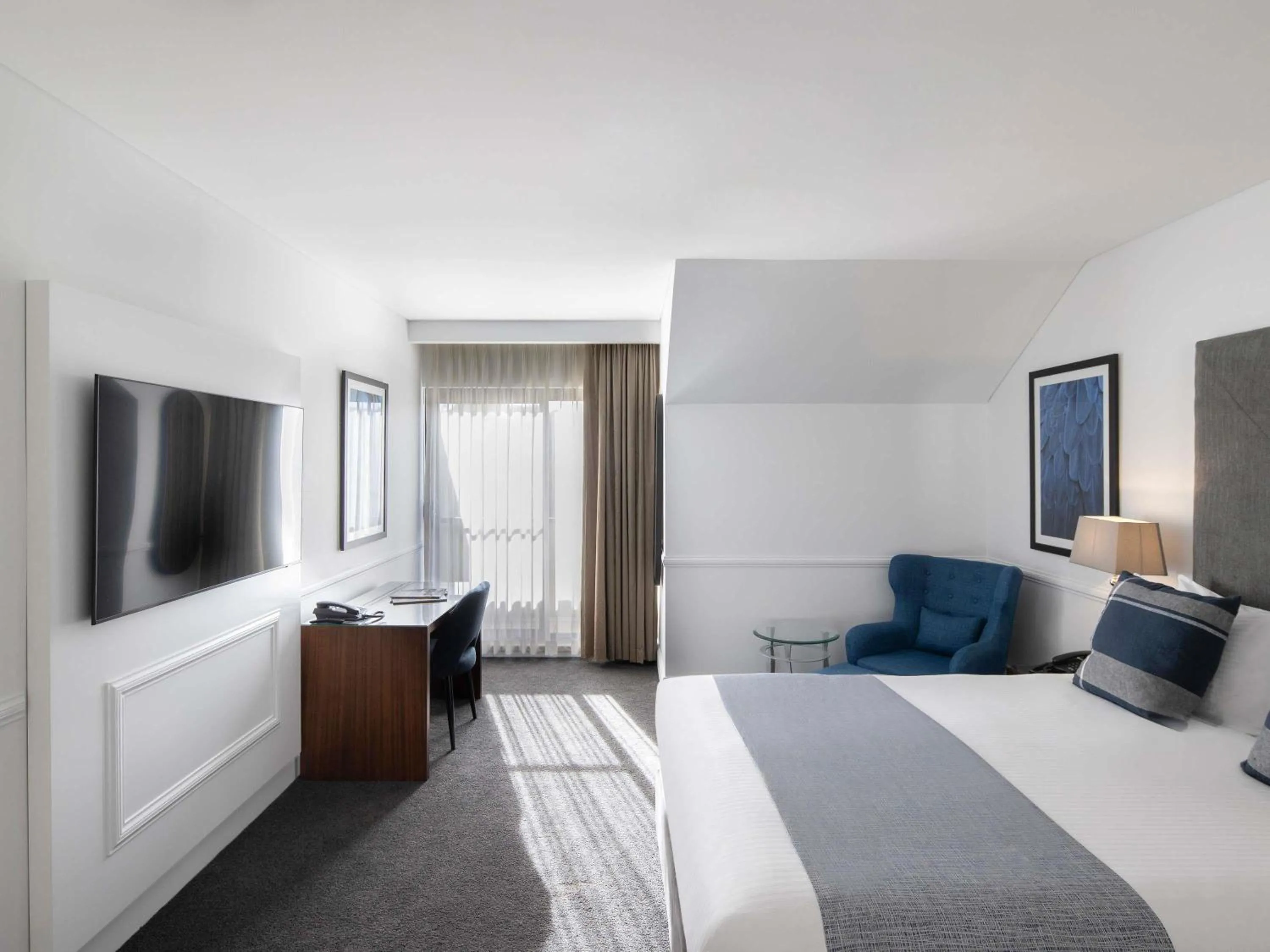 Bedroom, Bed in Peppers The Hills Lodge