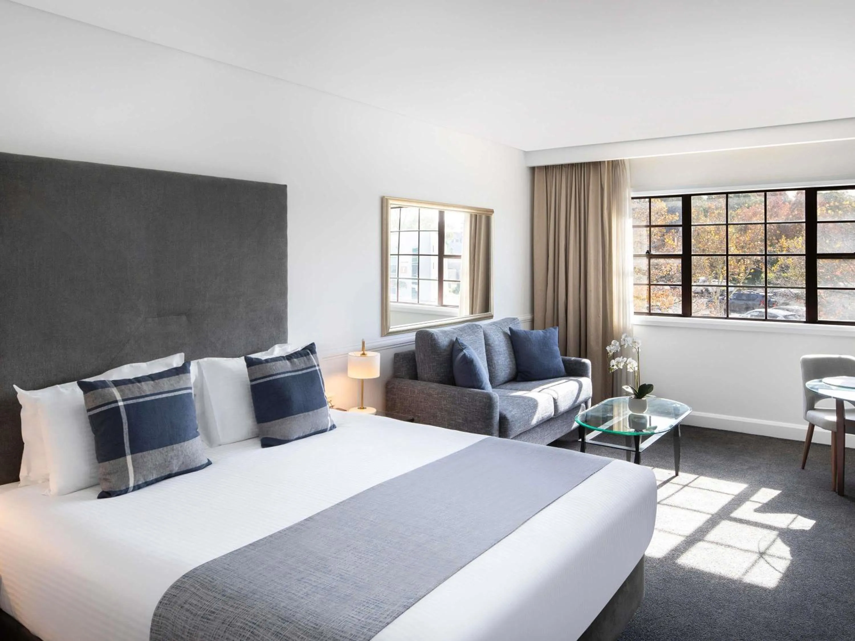 Bedroom, Bed in Peppers The Hills Lodge