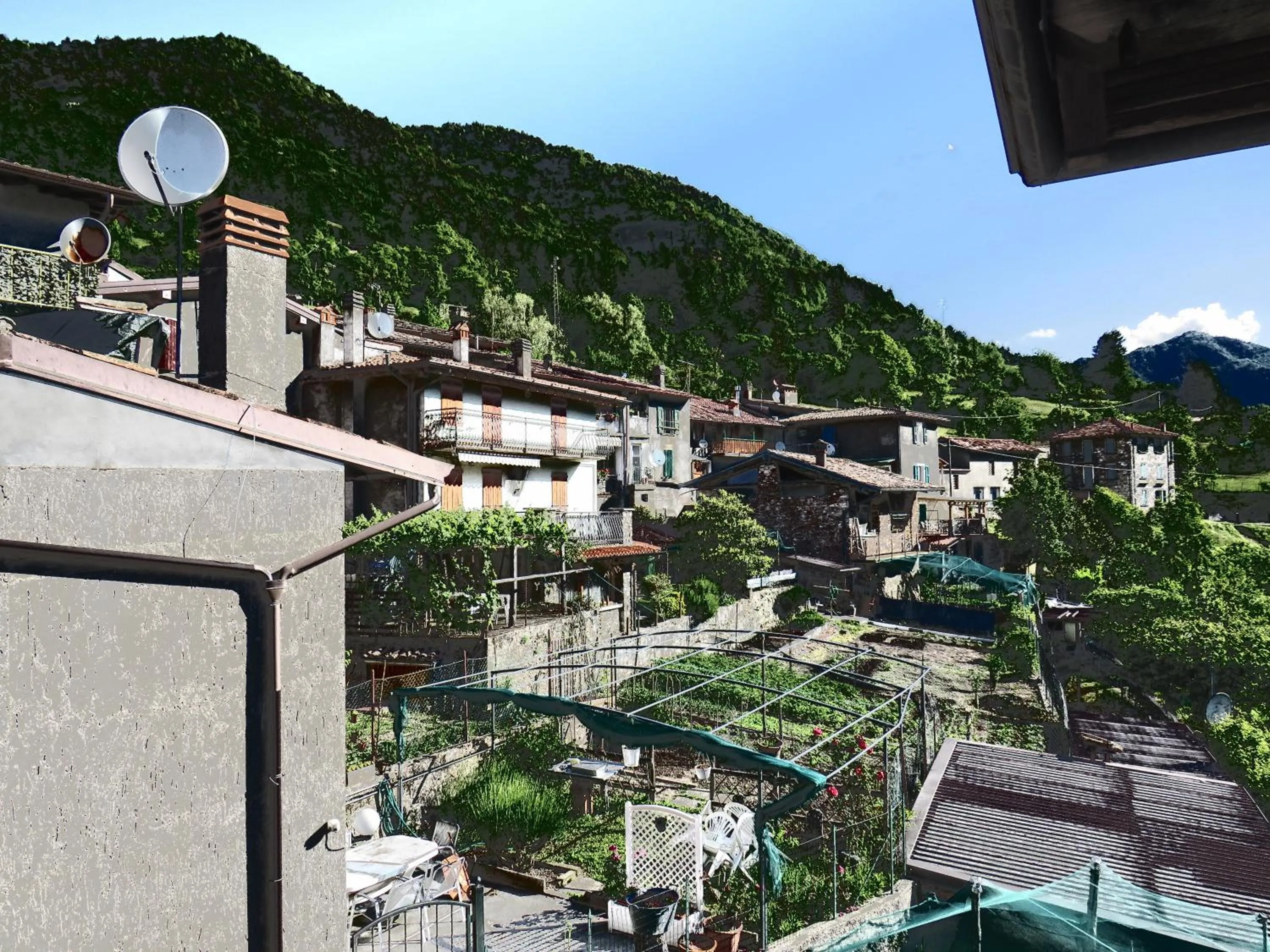Mountain view in Locanda Genzianella