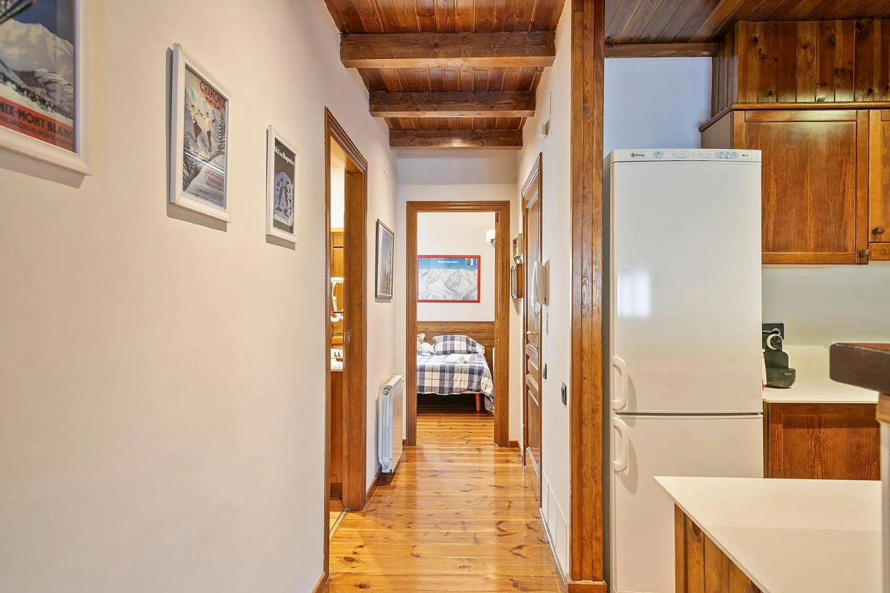 Kitchen or kitchenette in Baqueira Apartamentos Cota 1700 a pie de pistas