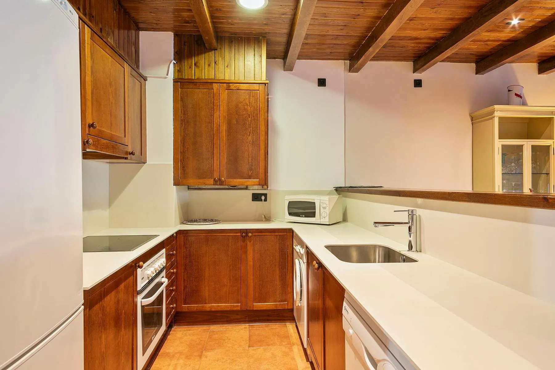 Kitchen or kitchenette in Baqueira Apartamentos Cota 1700 a pie de pistas