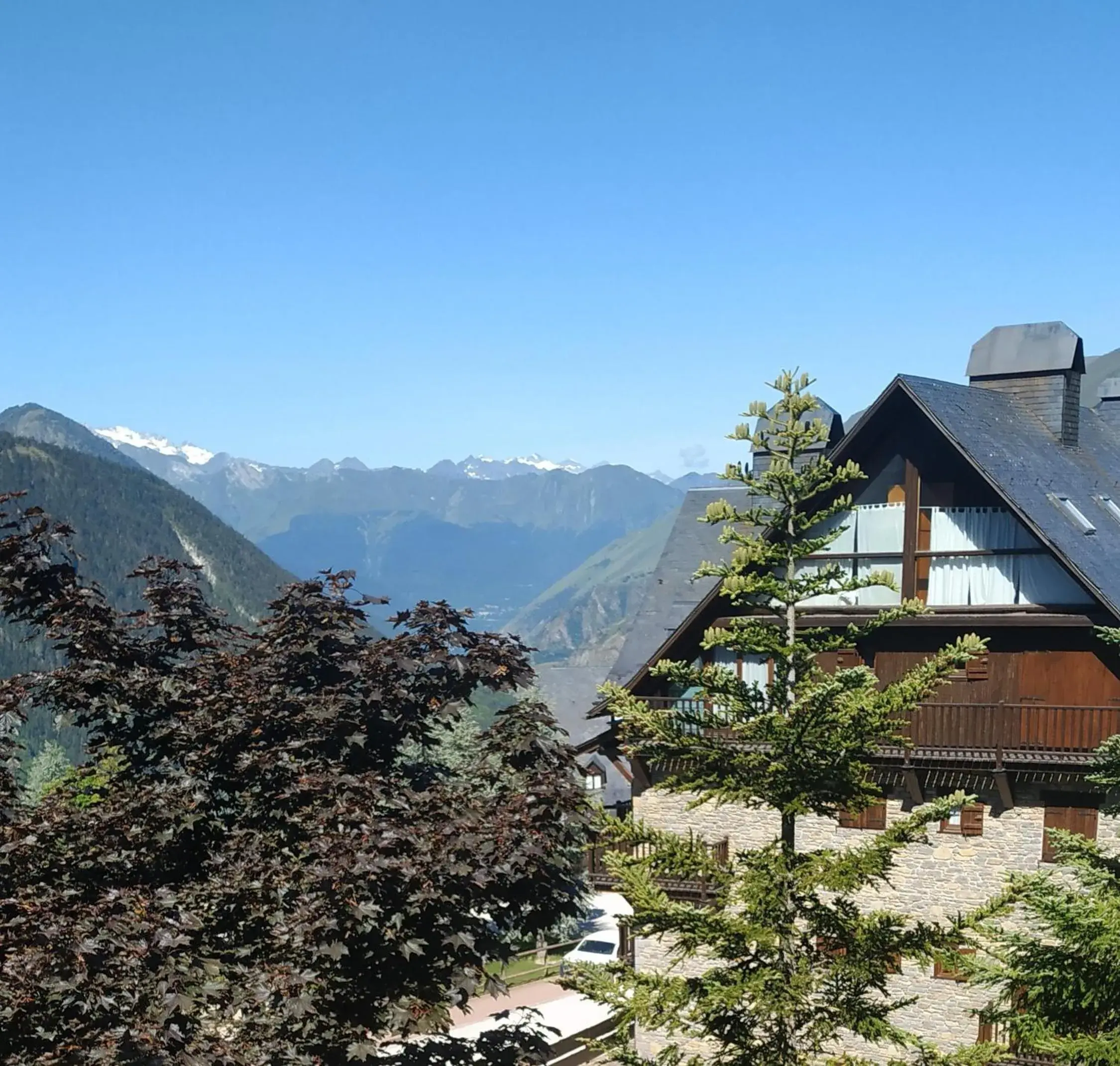 Baqueira Apartamentos Cota 1700 a pie de pistas Baqueira Apartamentos Cota 1700 a pie de pistas