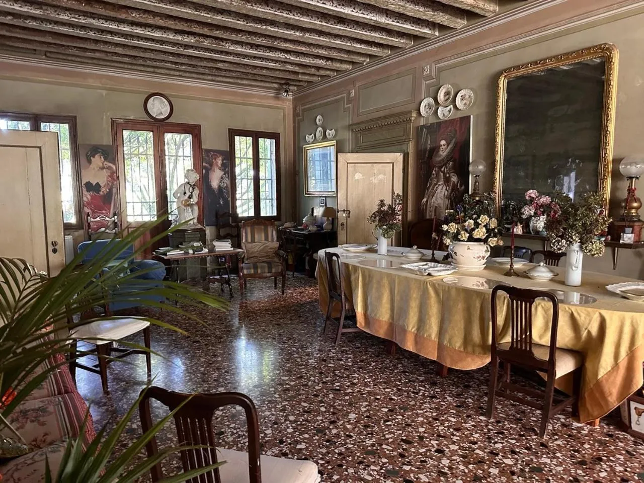 Seating area in B&B Villa Gradenigo