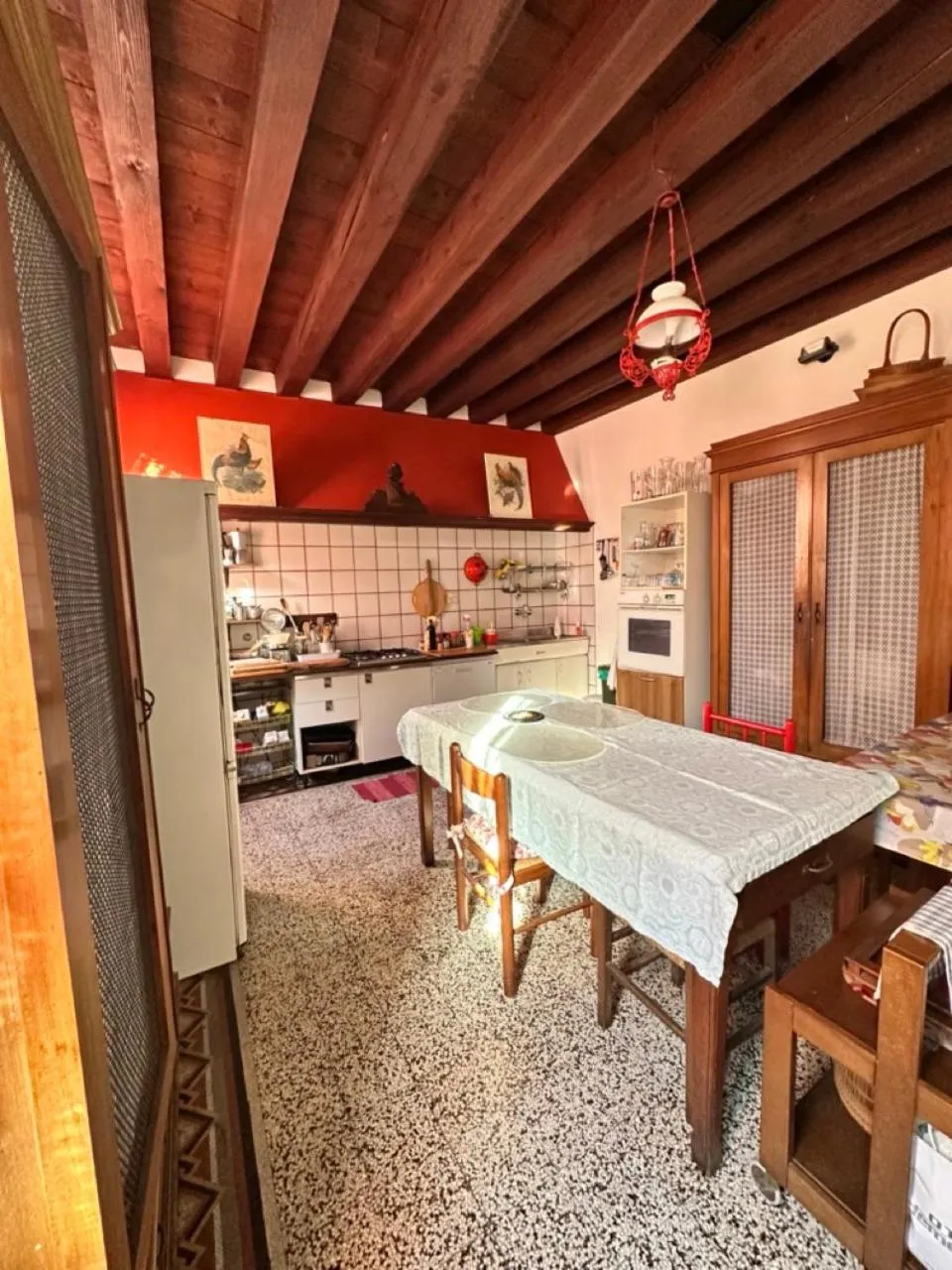 Communal kitchen in B&B Villa Gradenigo