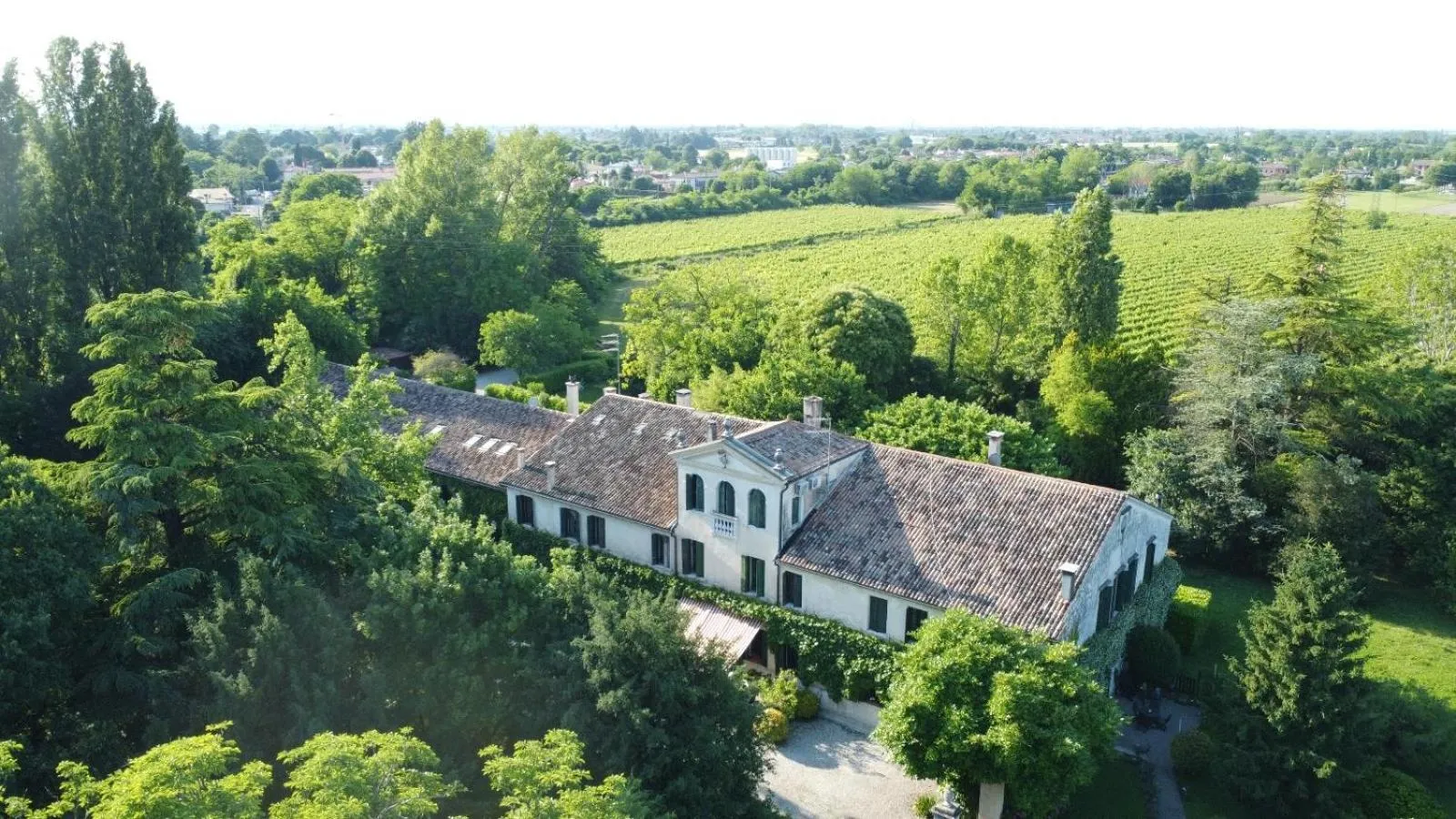 Property building in B&B Villa Gradenigo