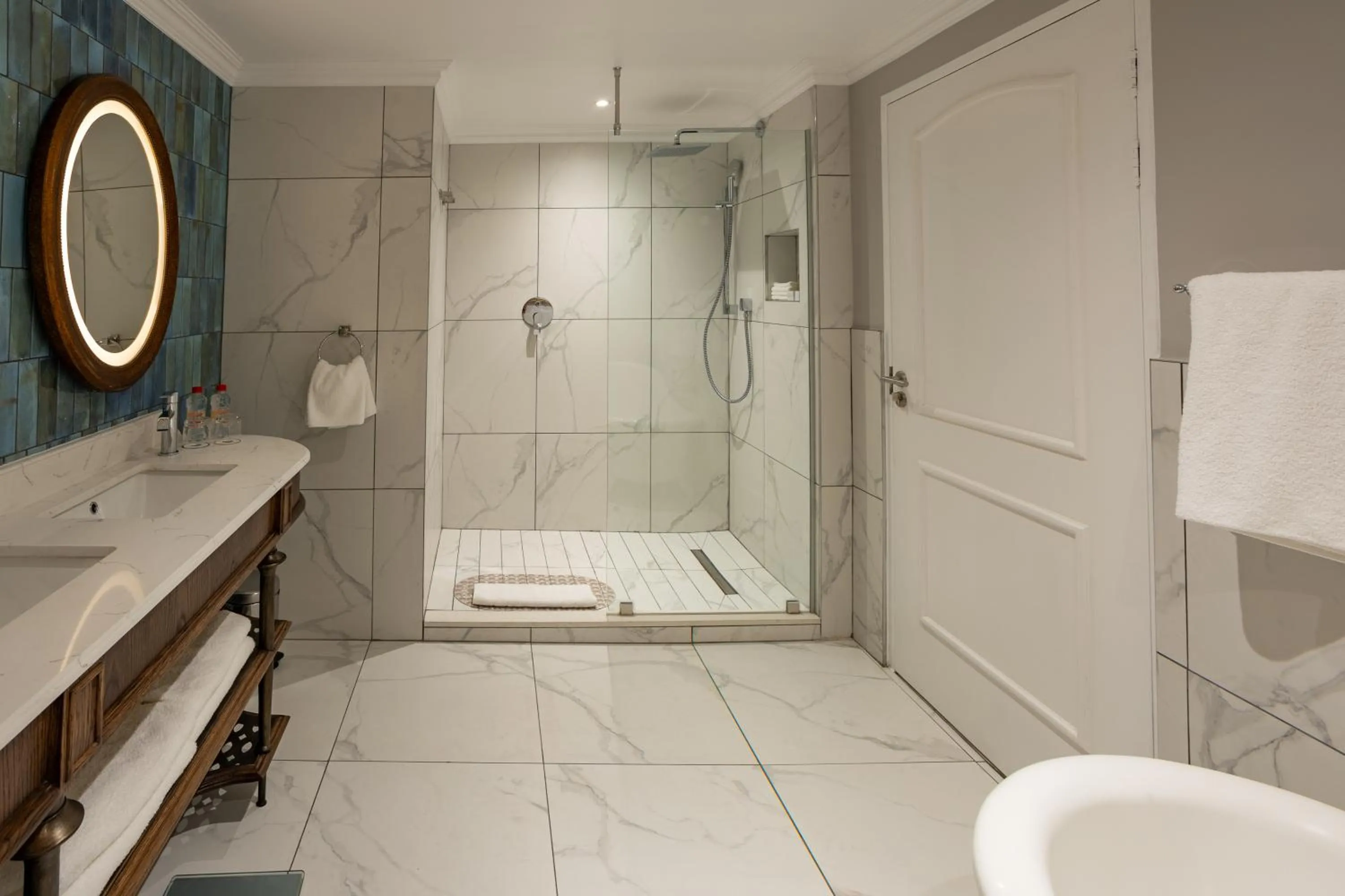 Shower in Southern Sun Mbombela