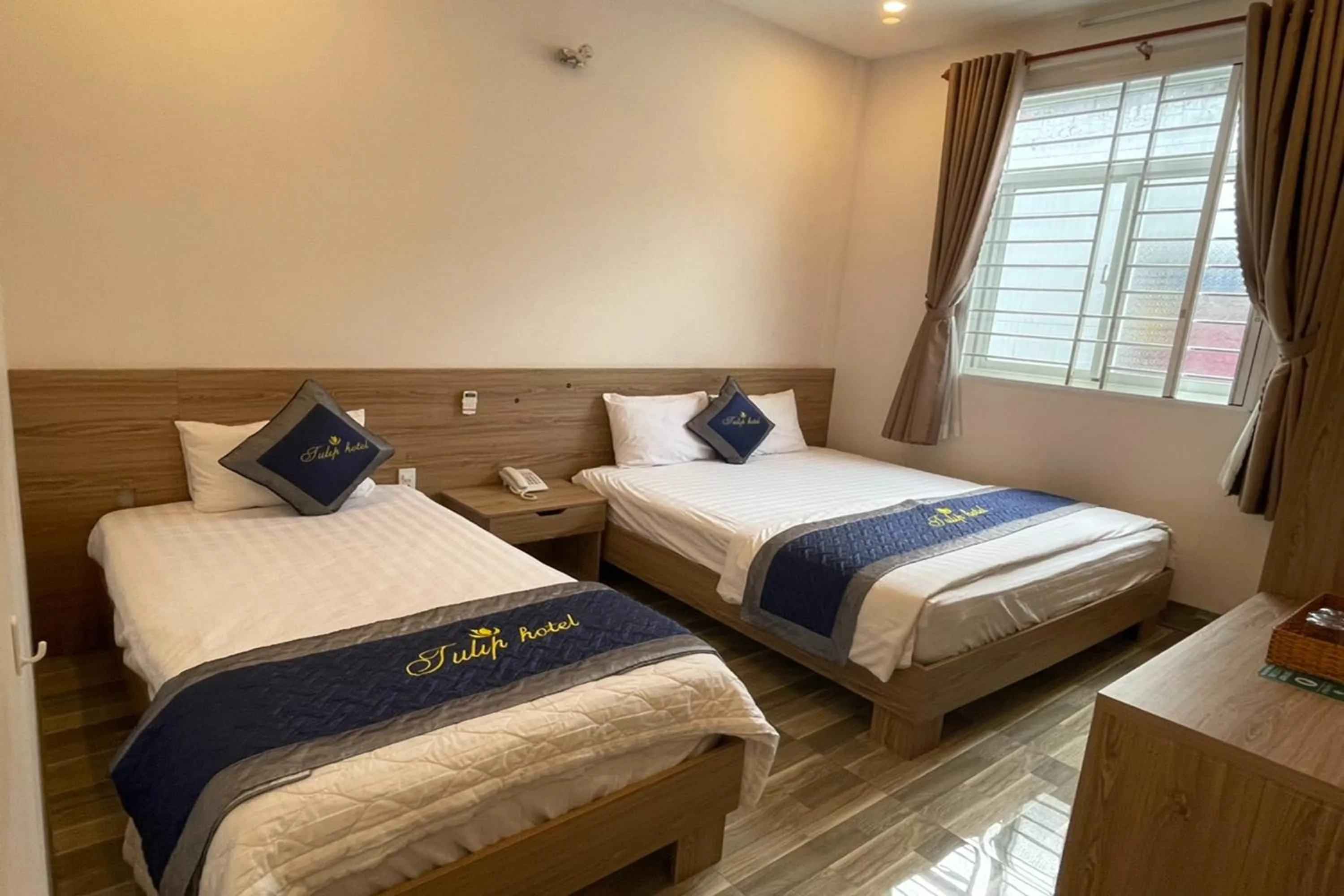 Bedroom, Bed in Tulip Hotel