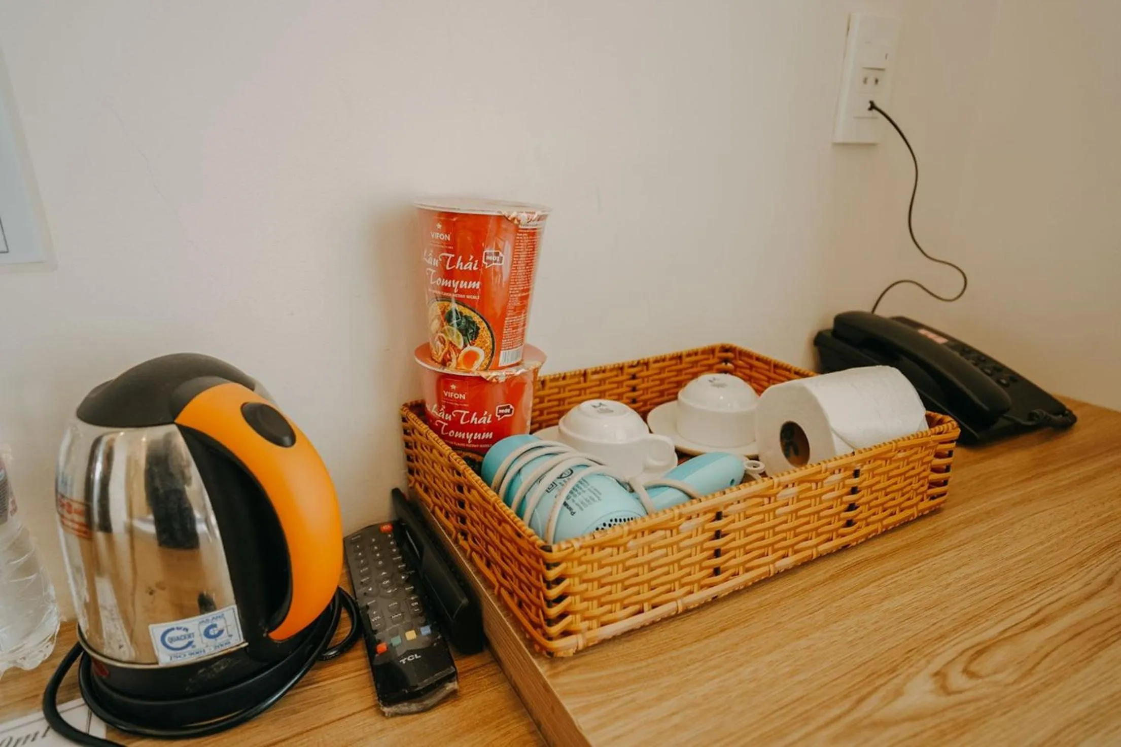 Coffee/tea facilities in Tulip Hotel