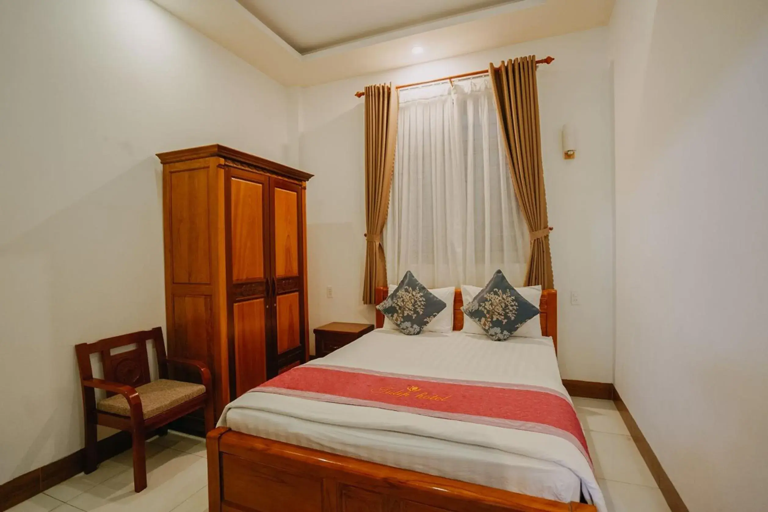 Photo of the whole room, Bed in Tulip Hotel Photo of the whole room, Bed in Tulip Hotel