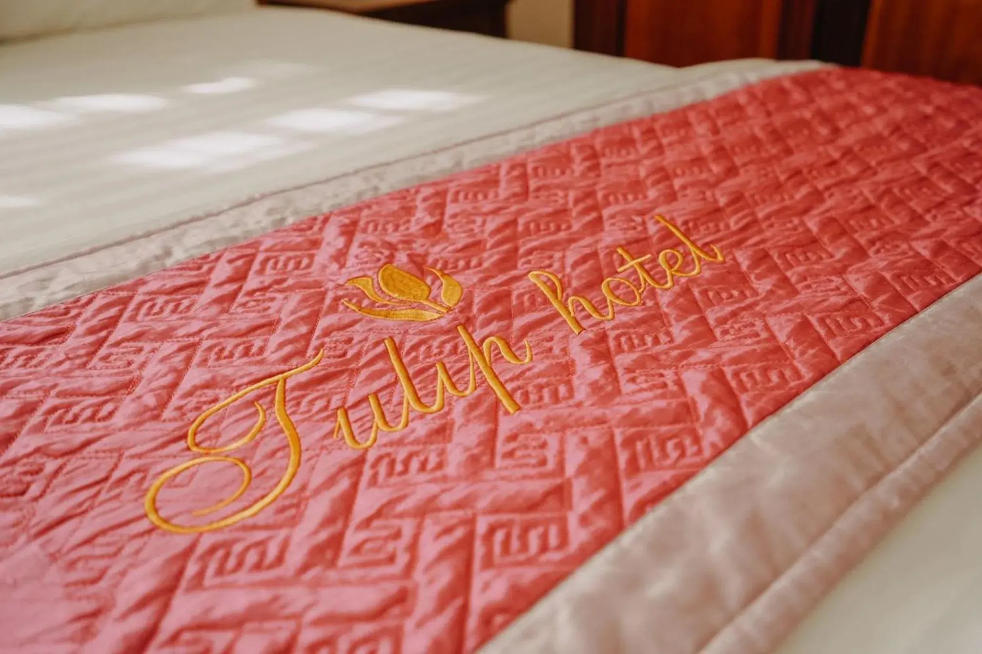 Property building, Bed in Tulip Hotel Property building, Bed in Tulip Hotel