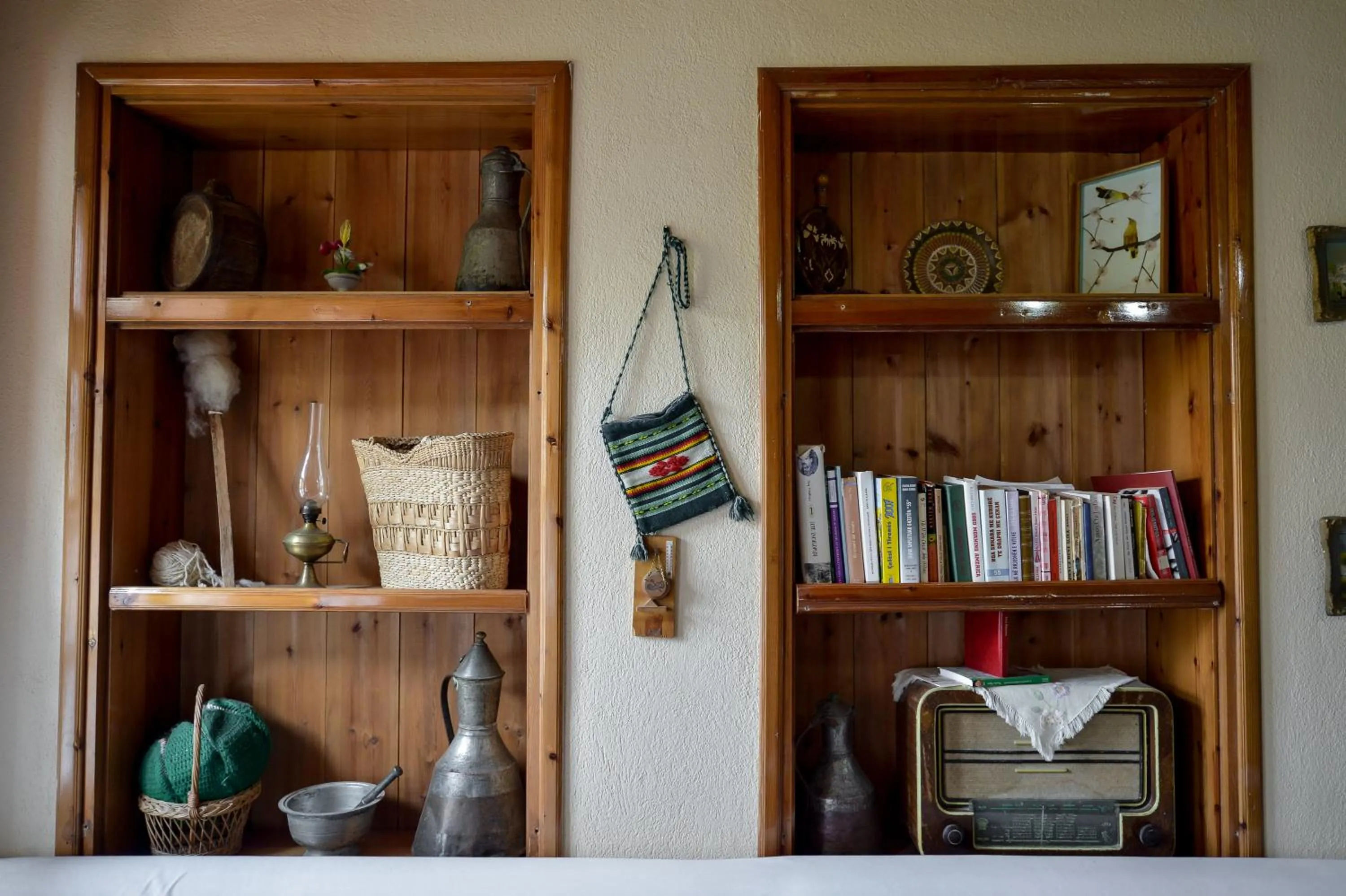 Decorative detail in Hotel Kalemi