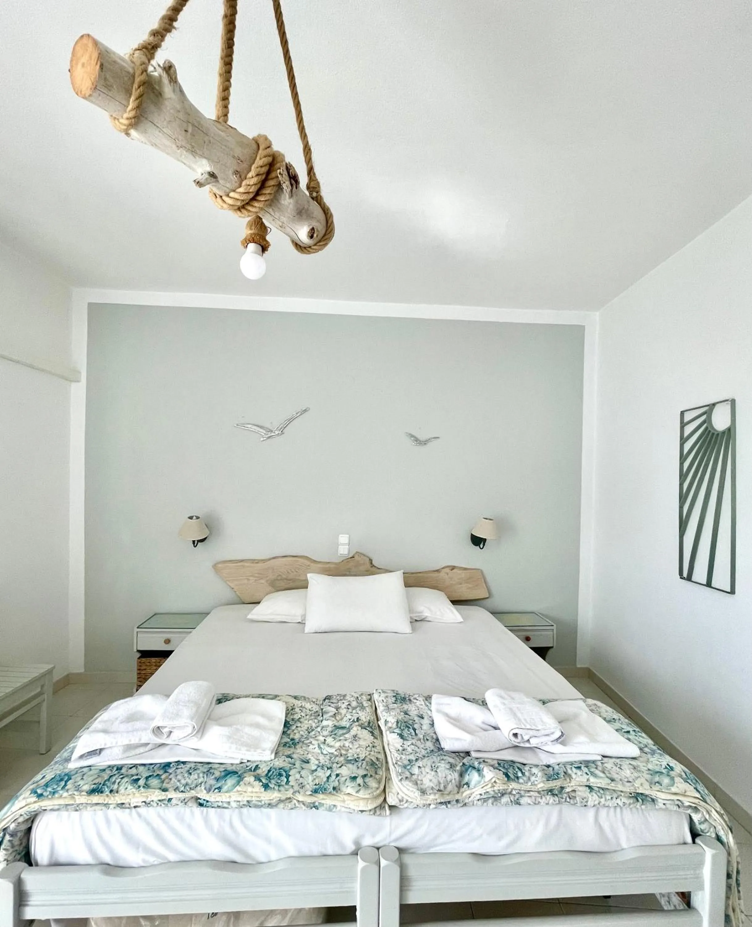 Bed in Alexandros