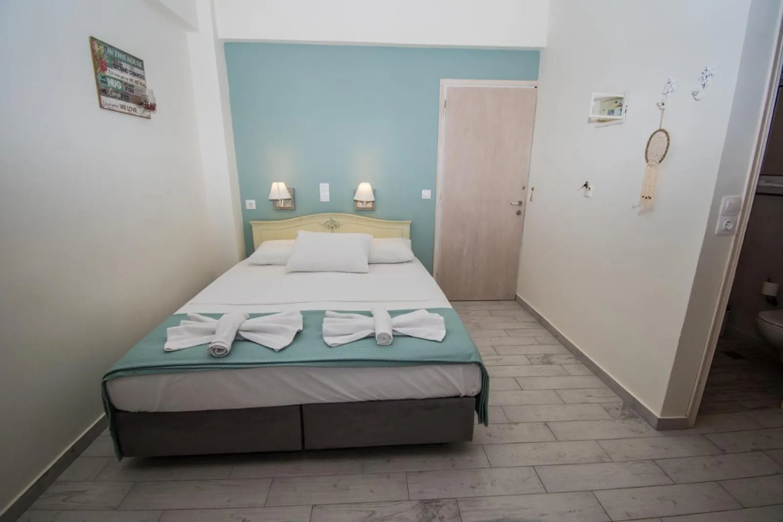 Bed in Alexandros
