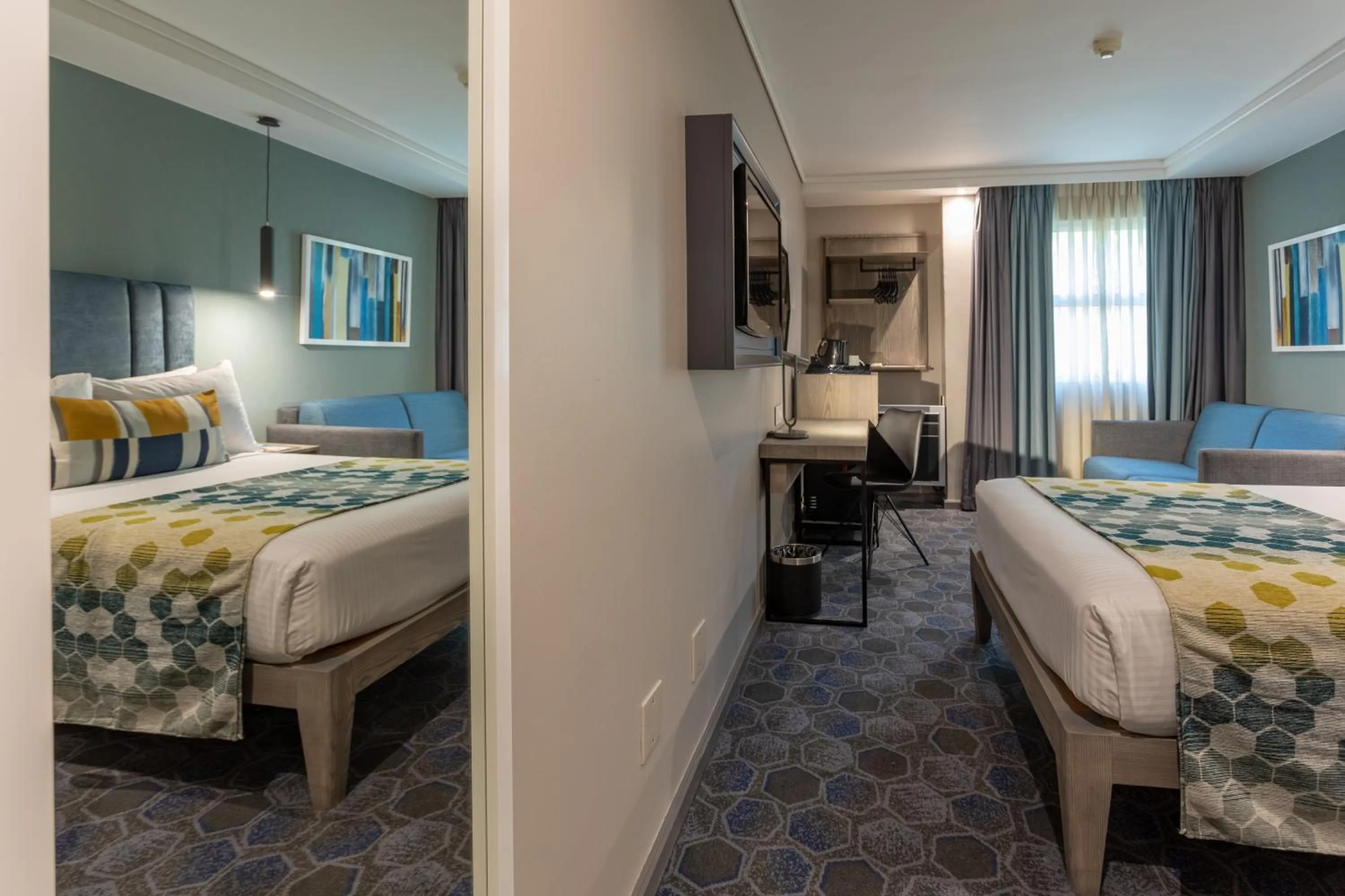 Photo of the whole room, Bed in StayEasy Mbombela