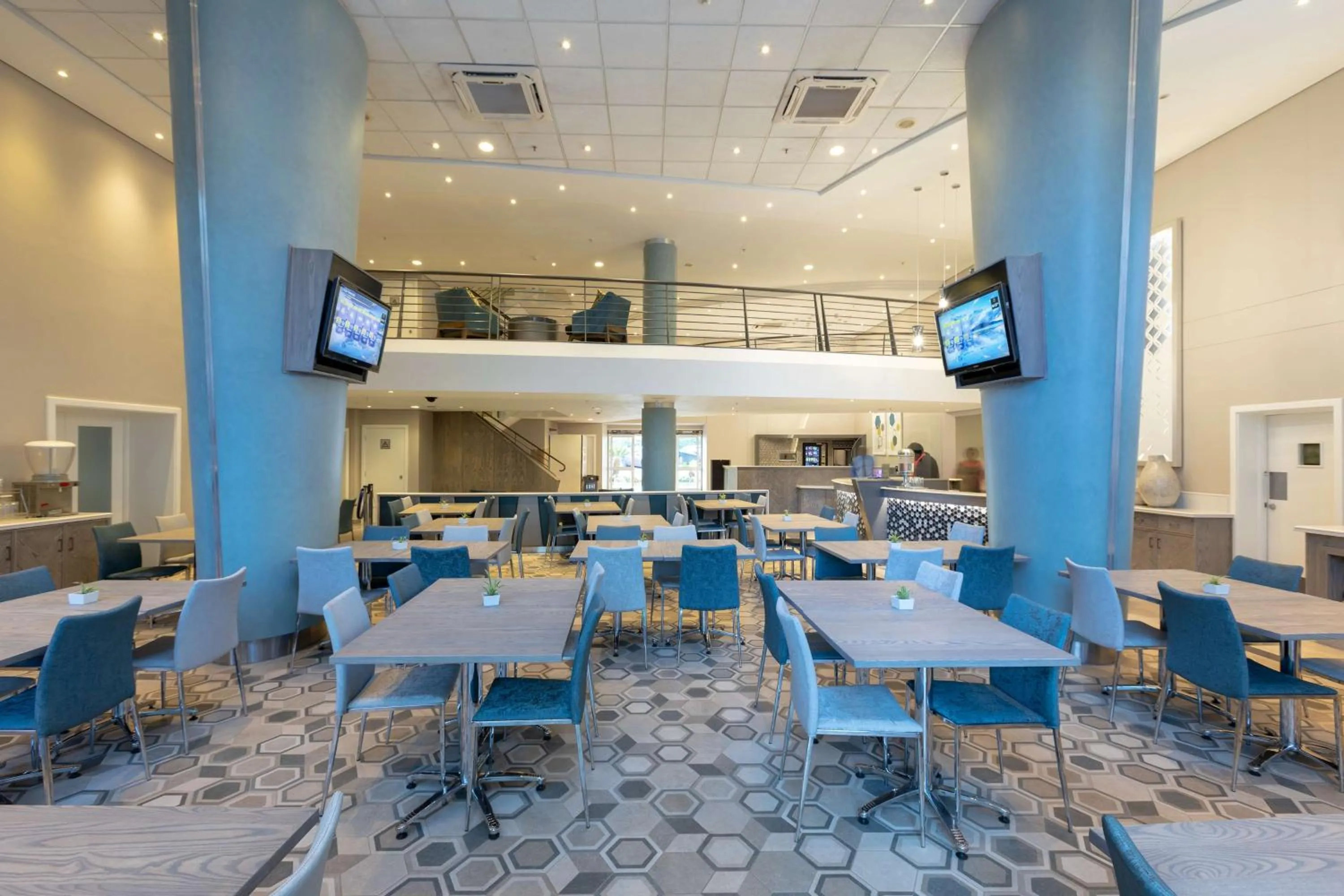 Restaurant/places to eat in StayEasy Mbombela