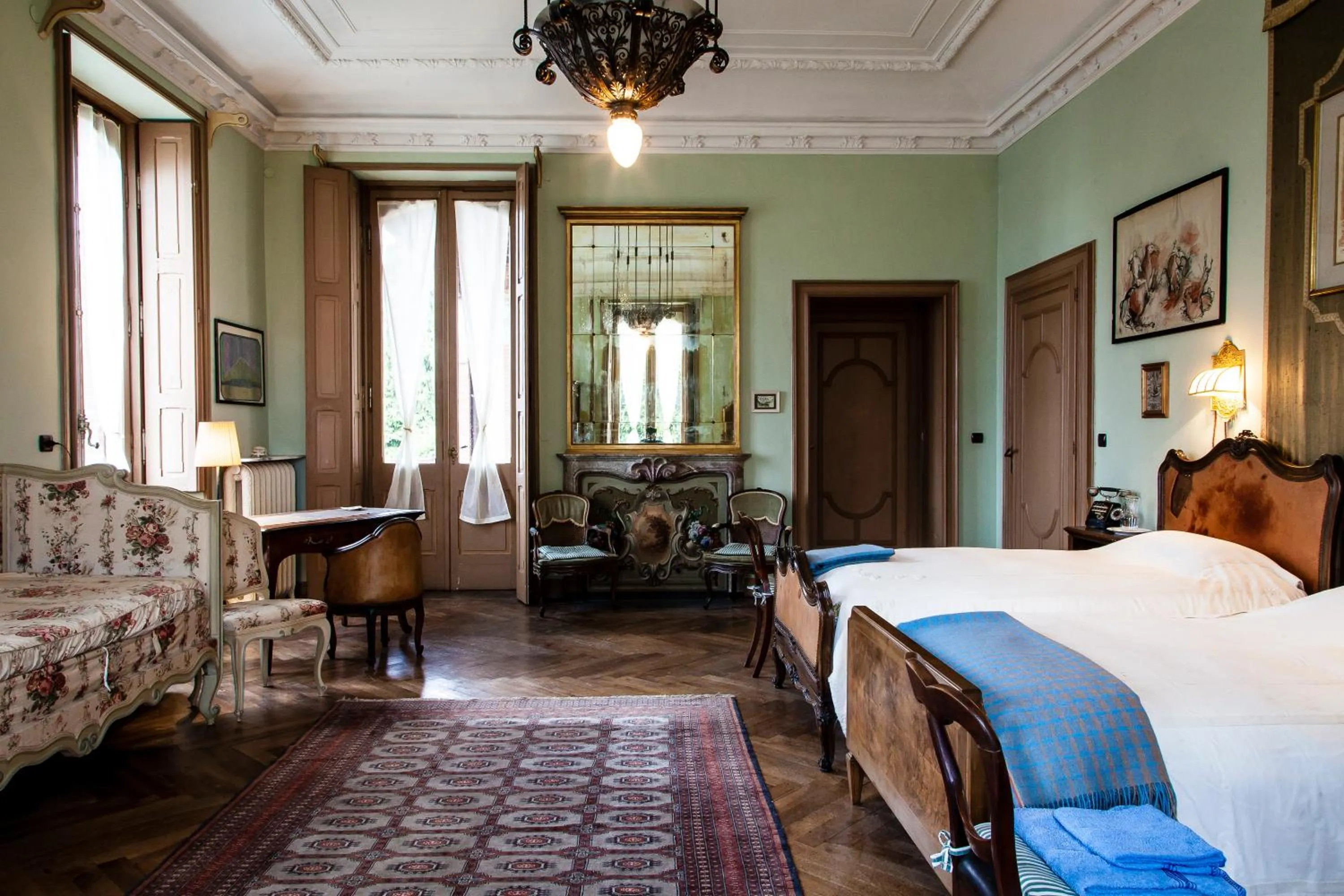 Photo of the whole room, Bed in B&B Villa Cernigliaro Dimora Storica
