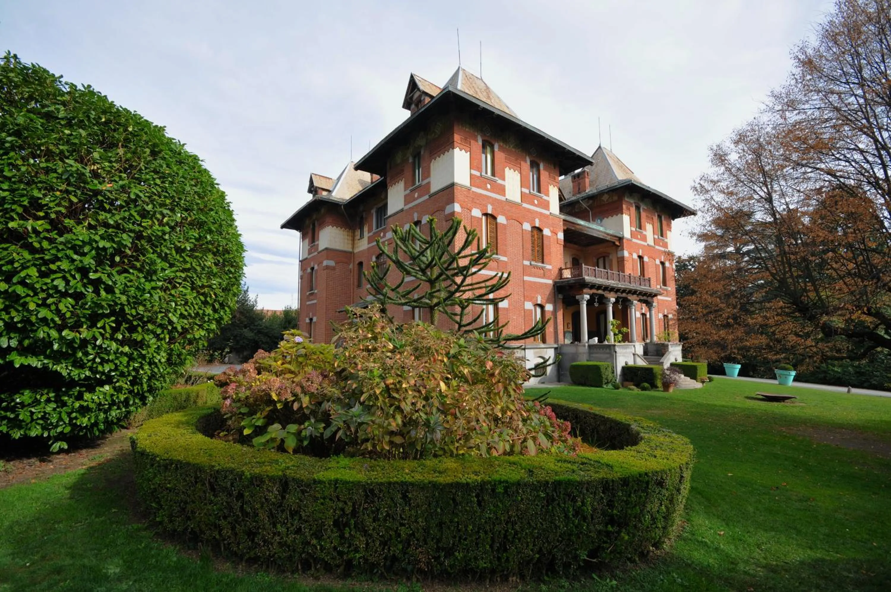 Property building in B&B Villa Cernigliaro Dimora Storica