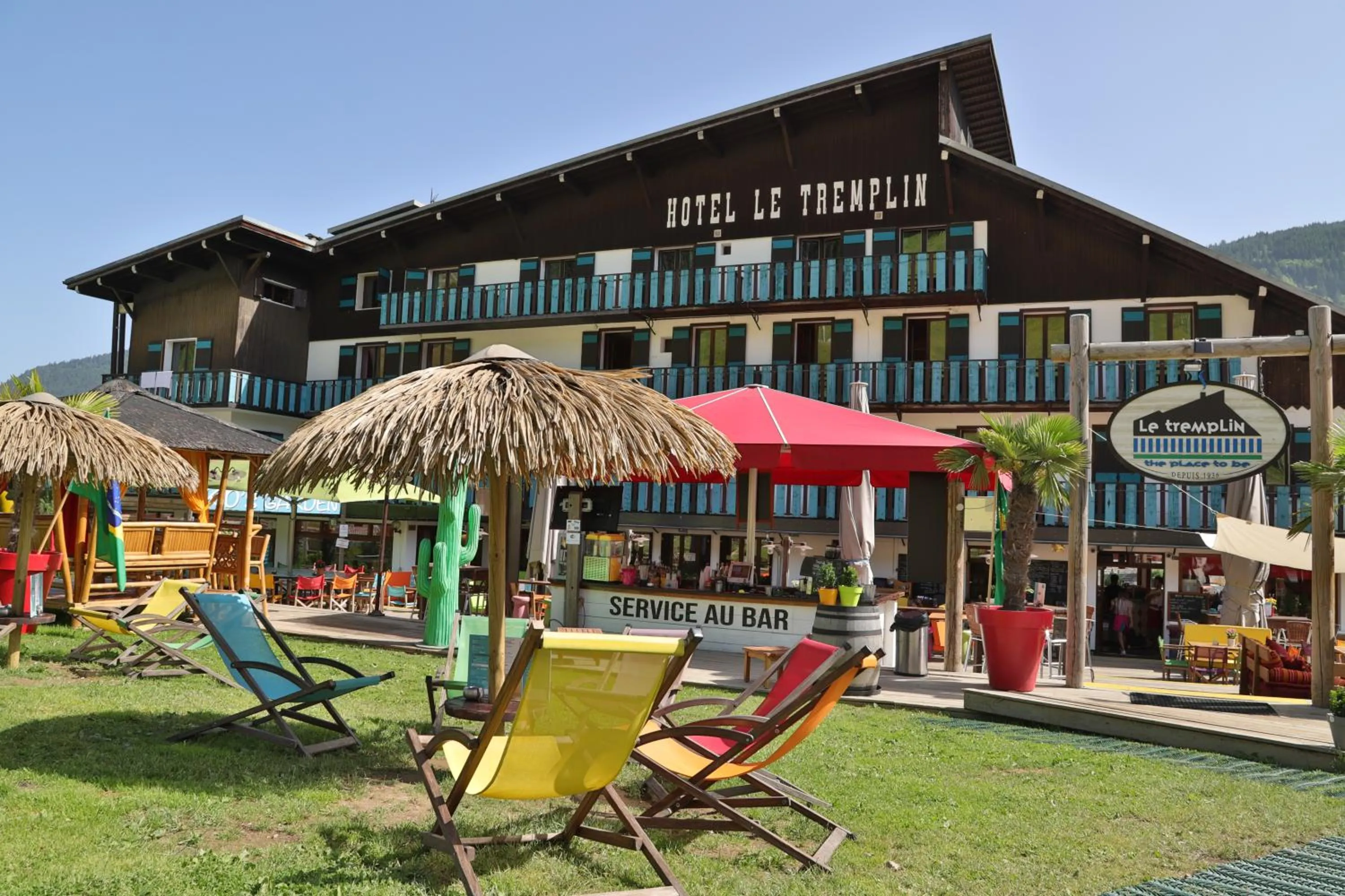 Property Building in Hotel Le Tremplin