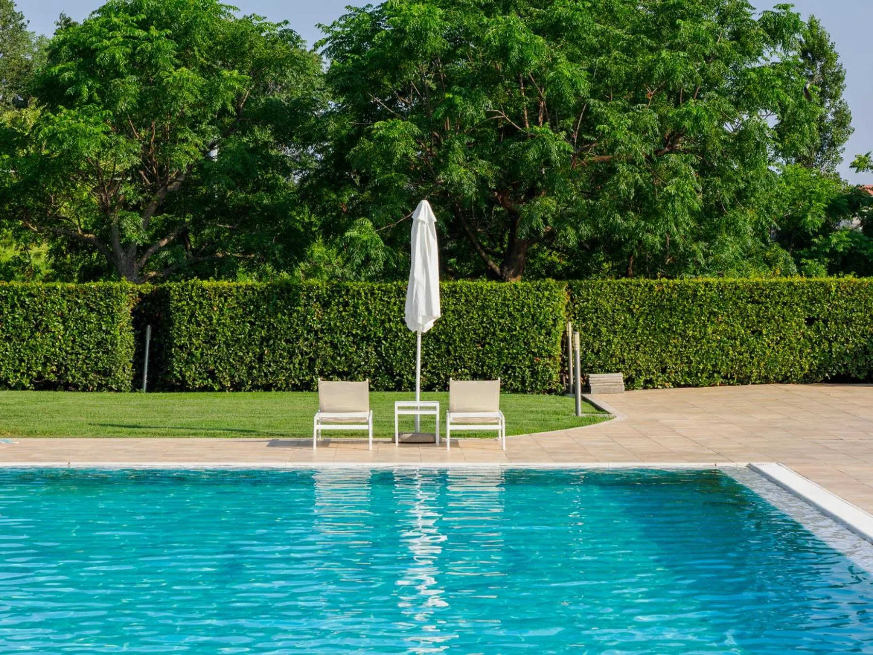 Swimming pool in Hotel Altamira