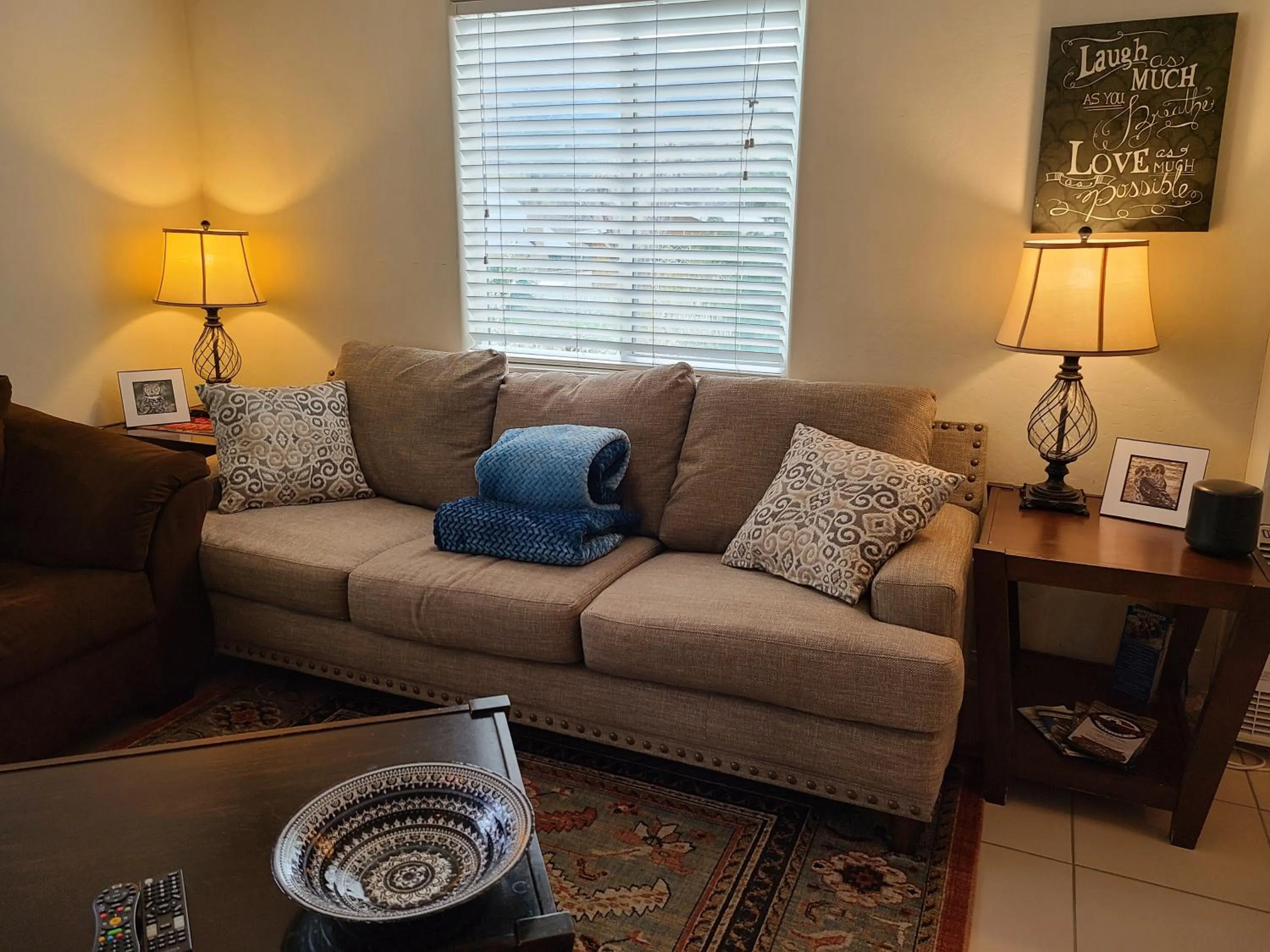 Living room in Sacred Mtn River Suites