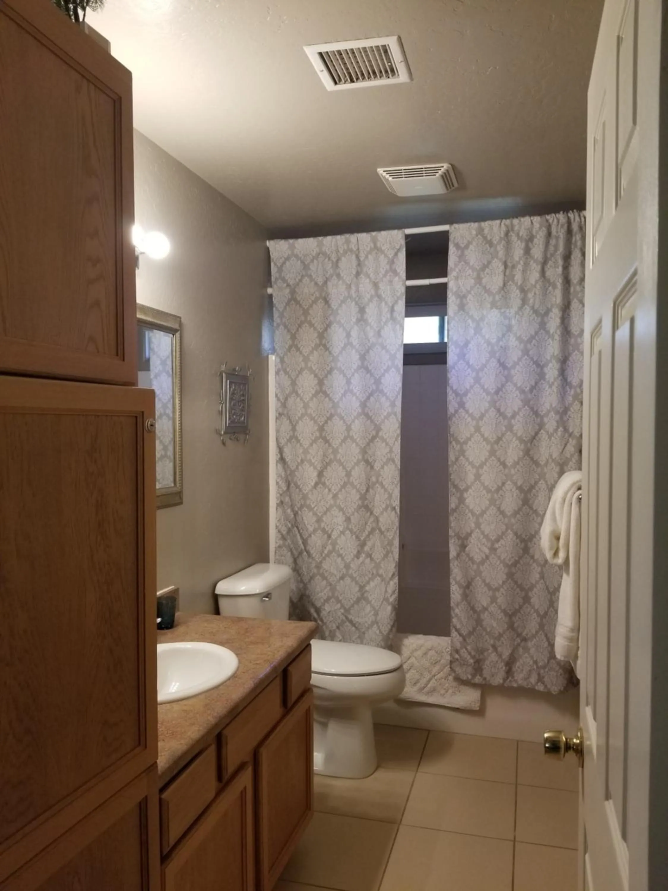 Bathroom in Sacred Mtn River Suites