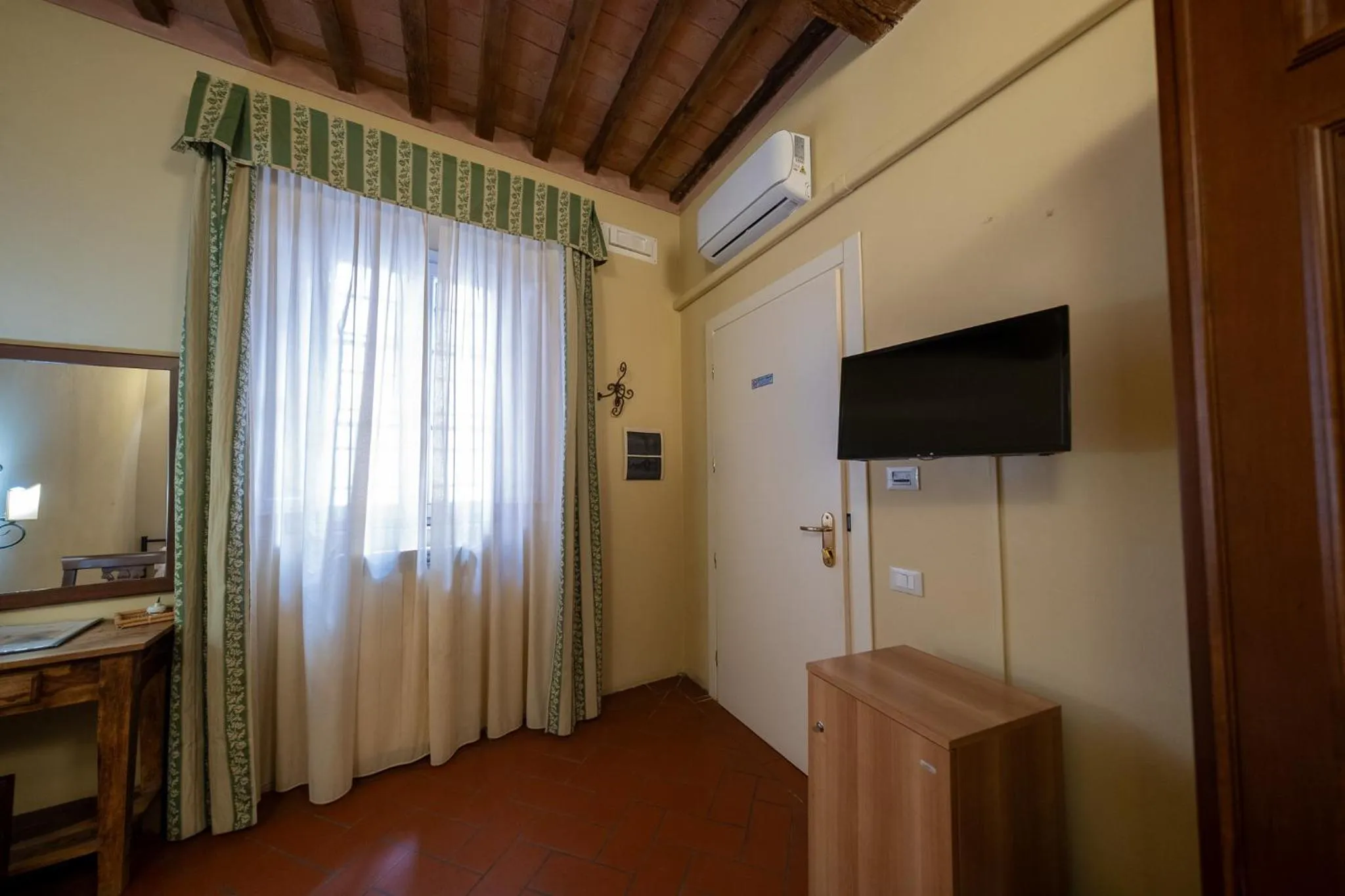 hair dresser in San Tommaso