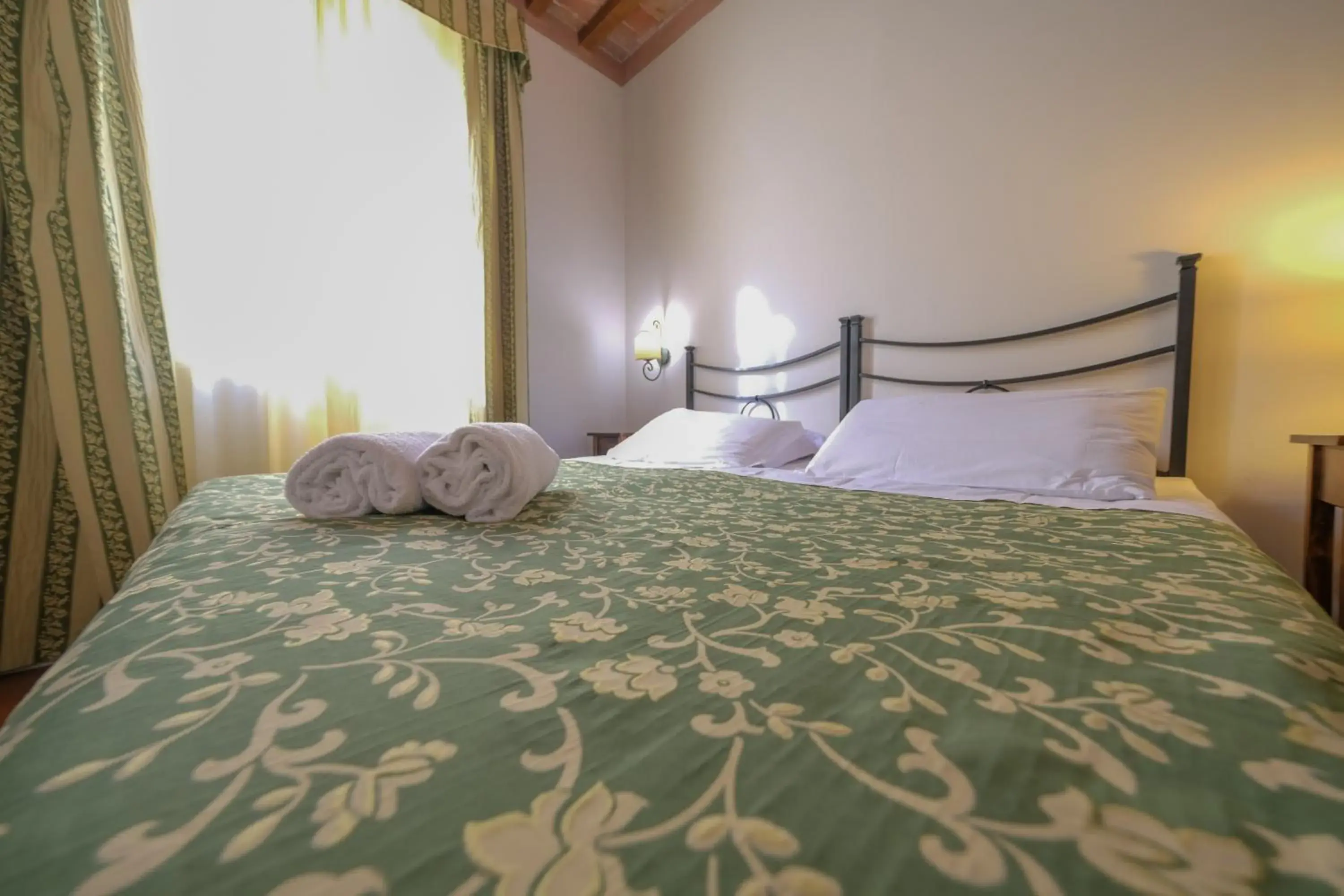 Bedroom, Bed in San Tommaso Bedroom, Bed in San Tommaso