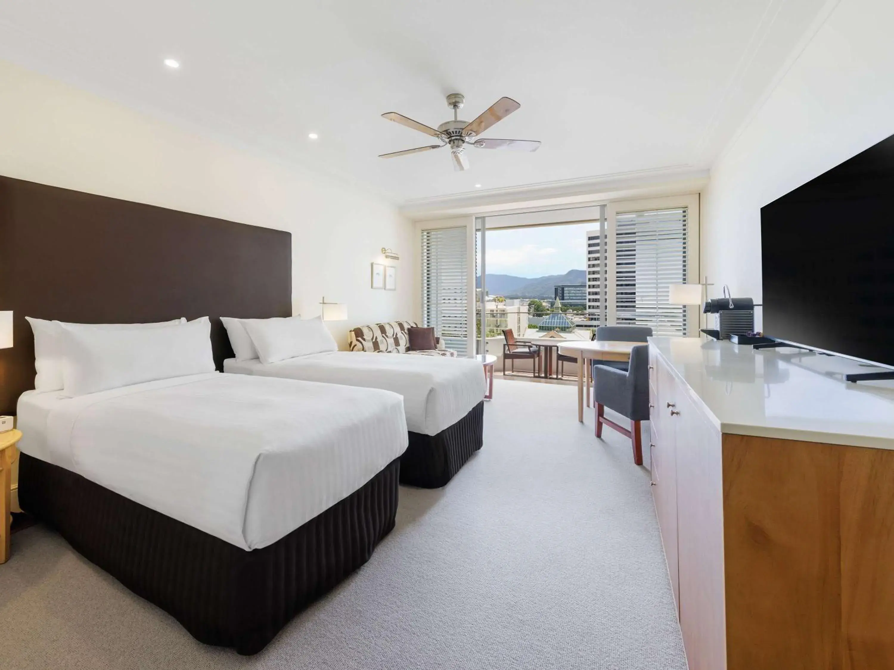 Bedroom, Bed in Pullman Reef Hotel Casino Bedroom, Bed in Pullman Reef Hotel Casino