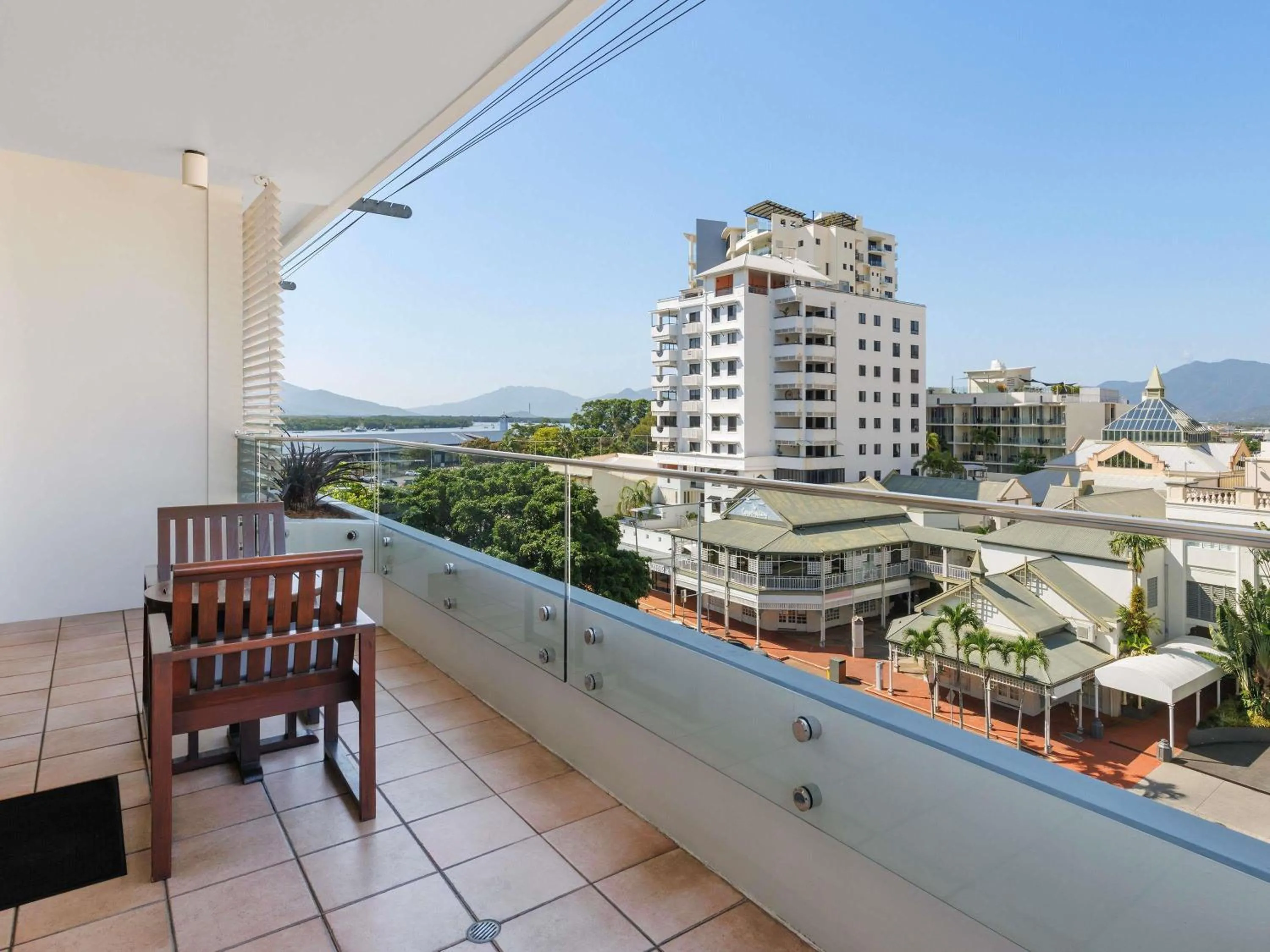 Bedroom in Pullman Reef Hotel Casino