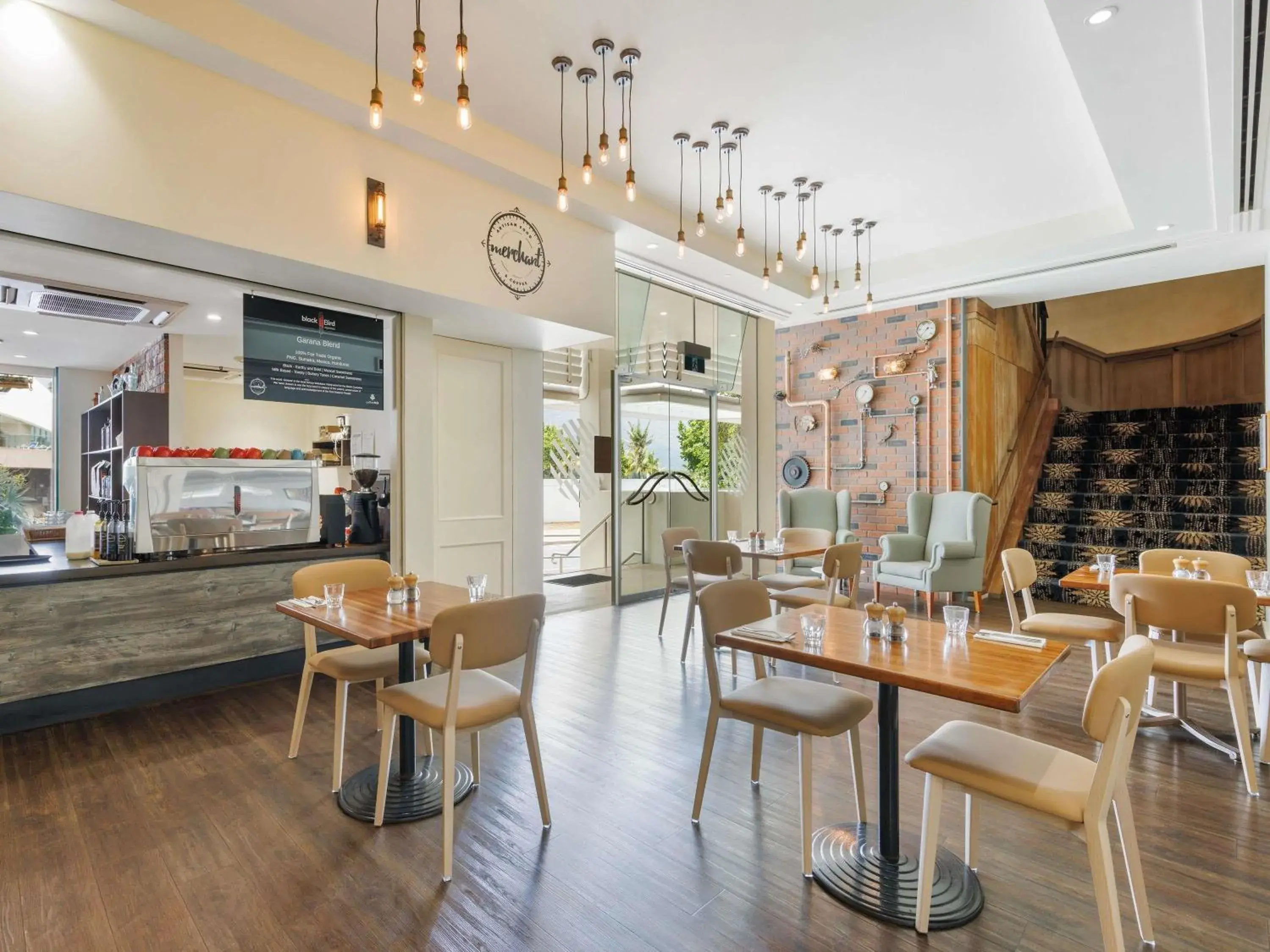 Restaurant/places to eat in Pullman Reef Hotel Casino Restaurant/places to eat in Pullman Reef Hotel Casino