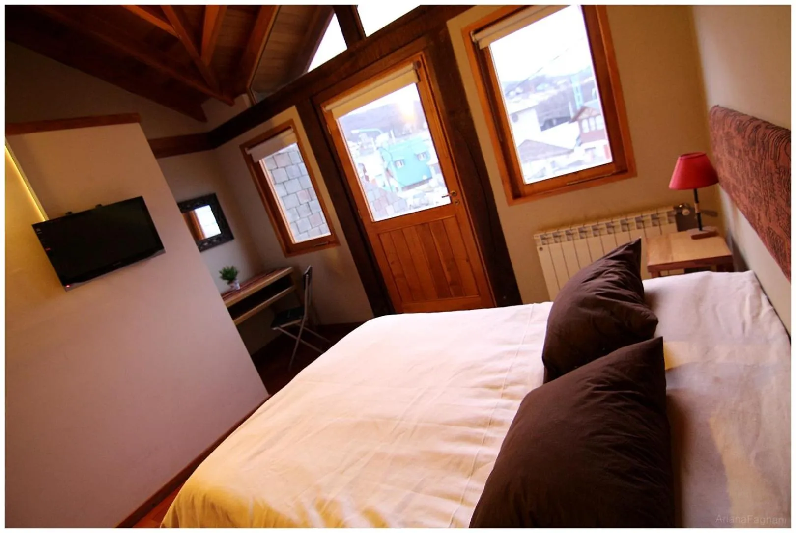 Day, Bed in Aires del Beagle Apartment