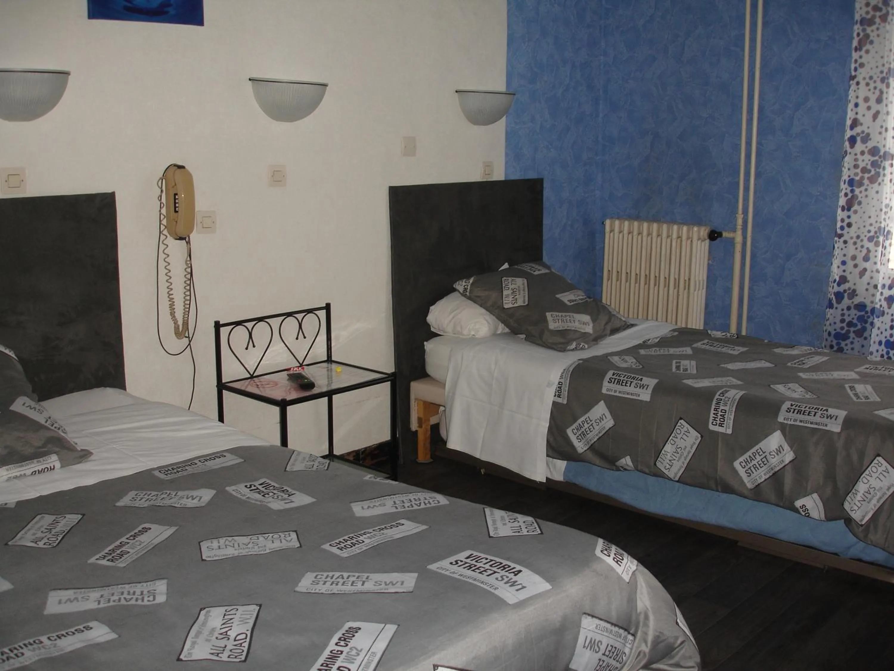 Bedroom, Bed in Hôtel de La Marmotte