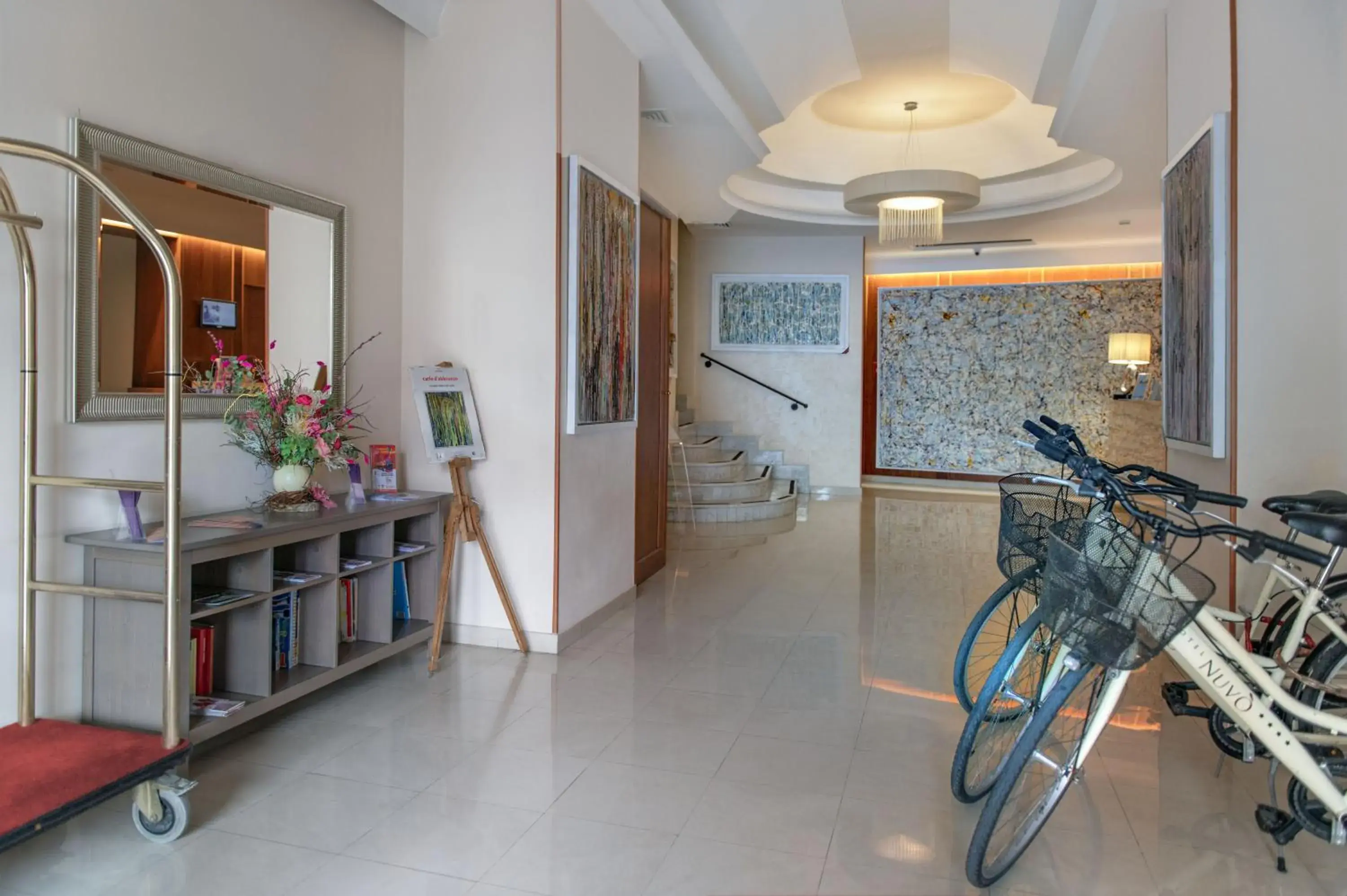 Lobby or reception in Hotel Nuvò Lobby or reception in Hotel Nuvò