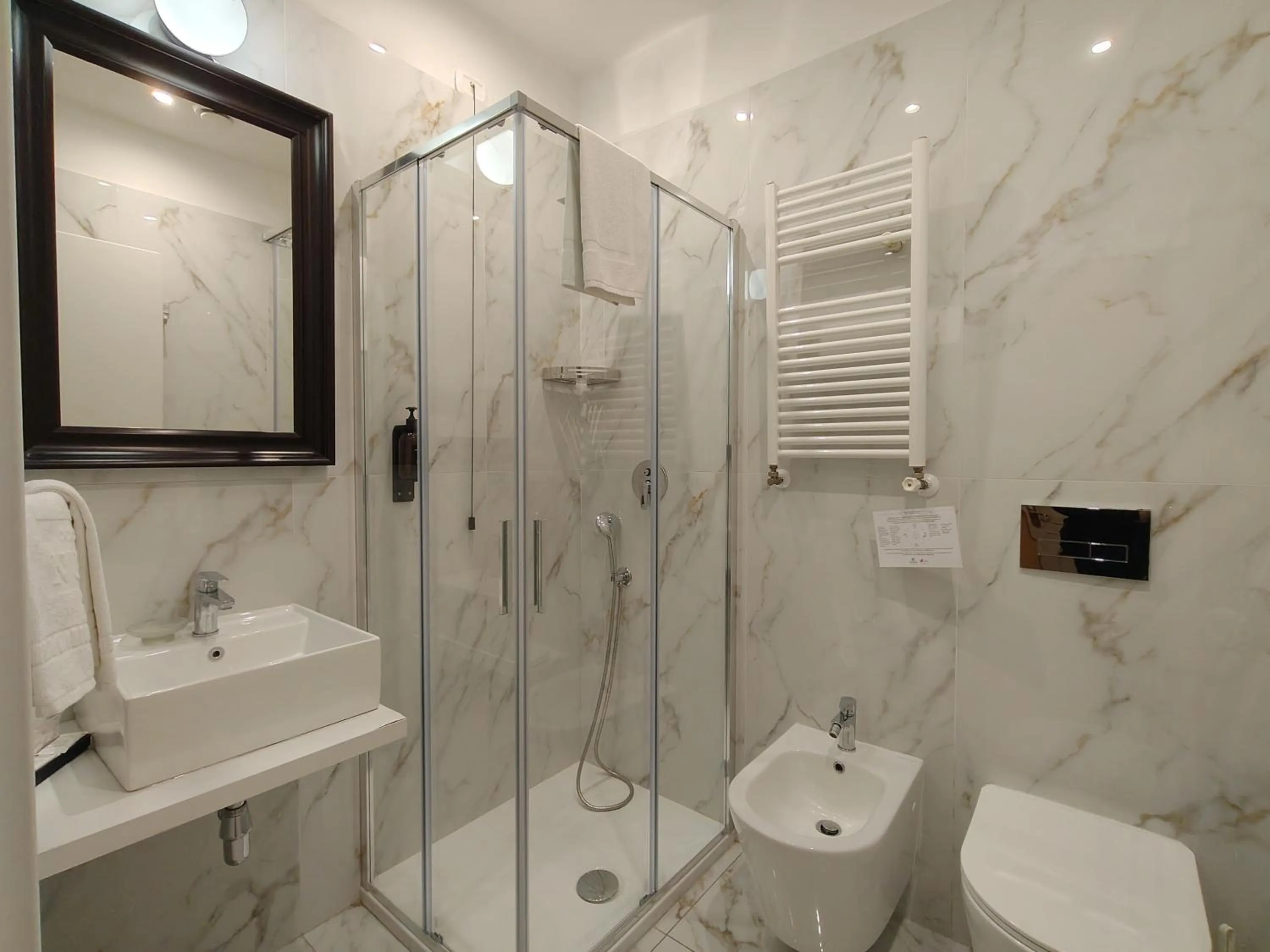 Bathroom in Hotel Nuvò